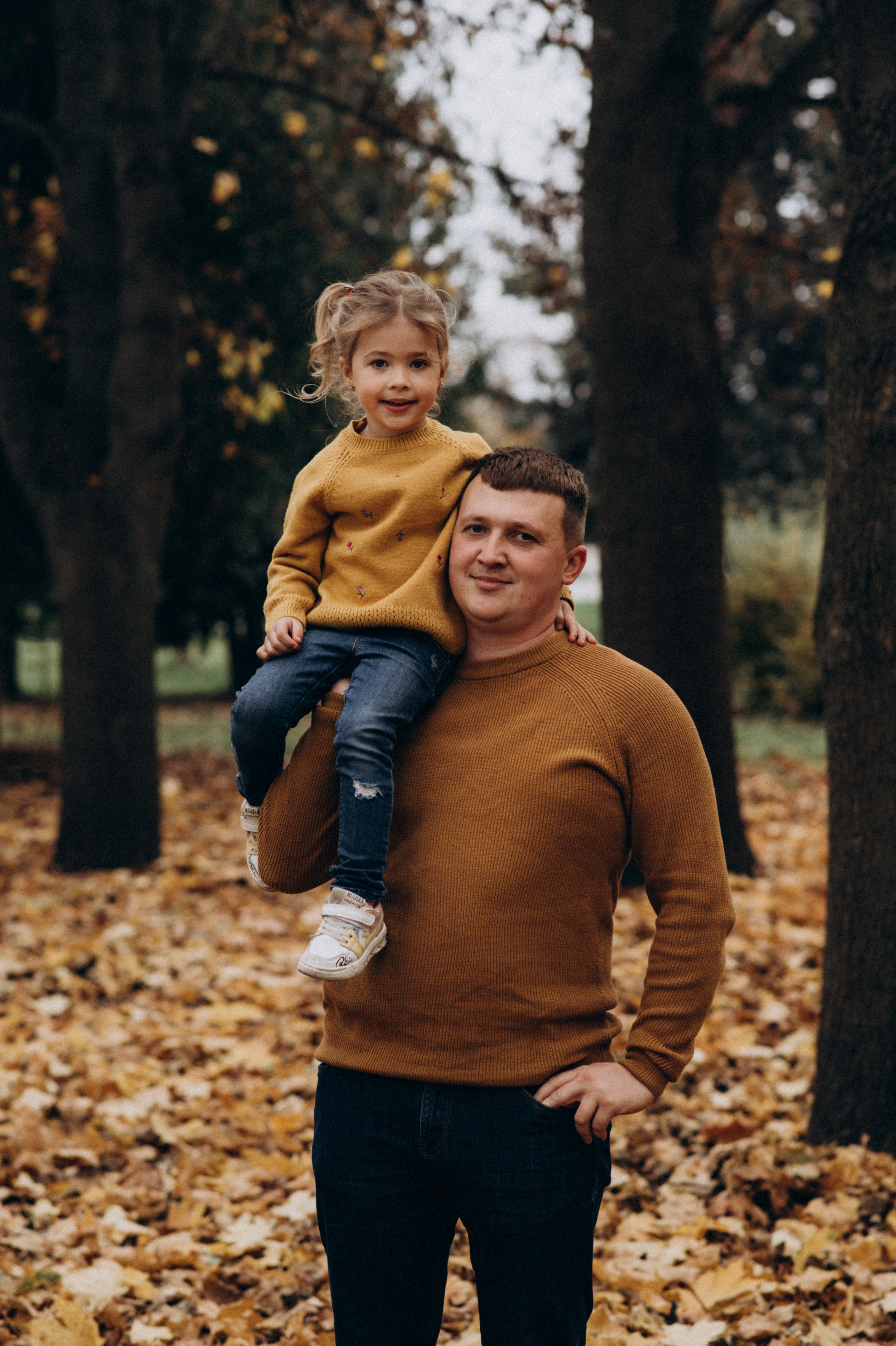 Осіння сімейна фотосесія. Сімейний, дитячий та індивідуальний фотограф в м. Тернопіль, м. Львів