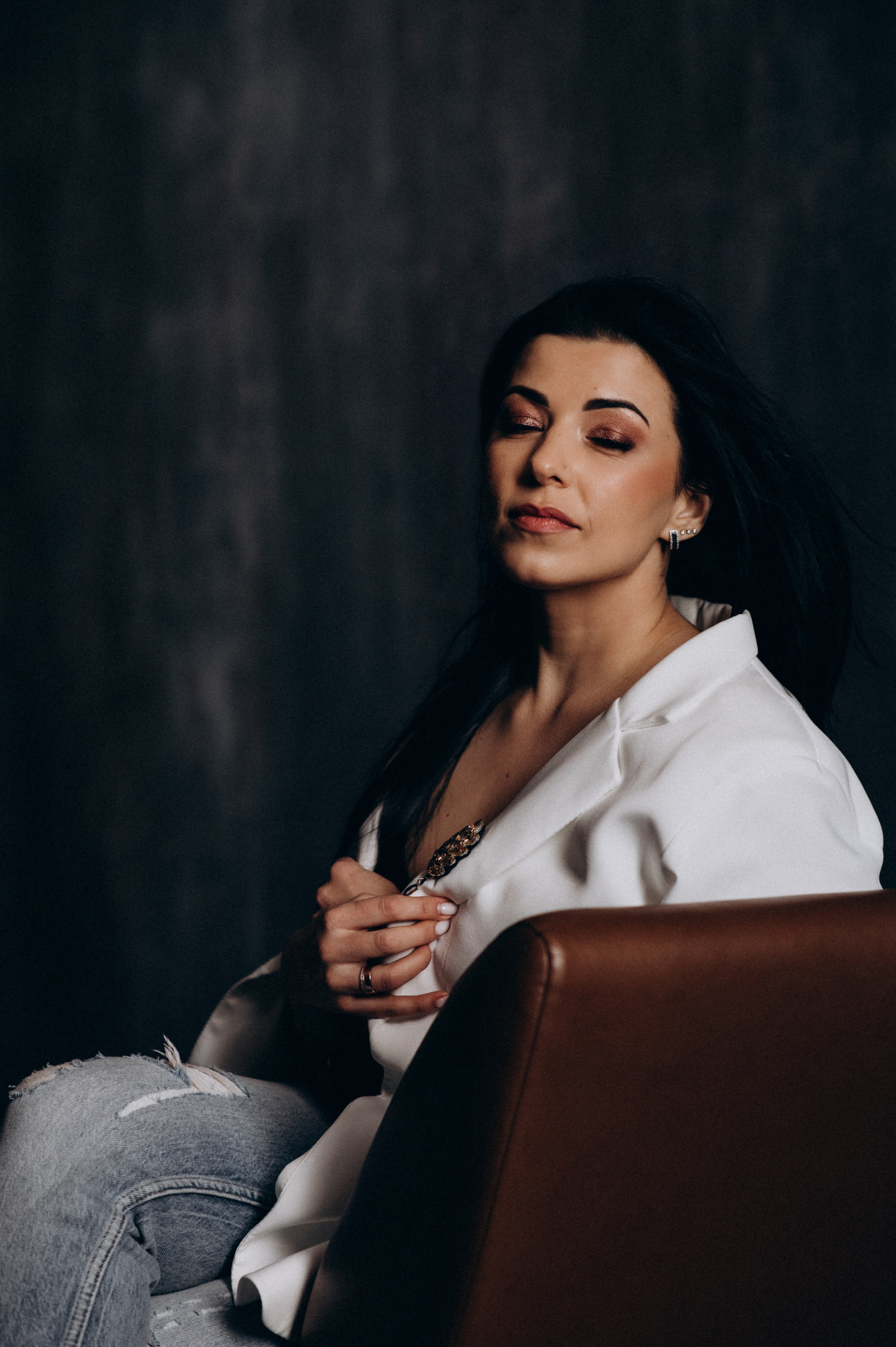 Індивідуальна фотосесія у студії, студійна зйомка Тернопіль Львів. Сімейний, дитячий та індивідуальний фотограф в м. Тернопіль, м. Львів