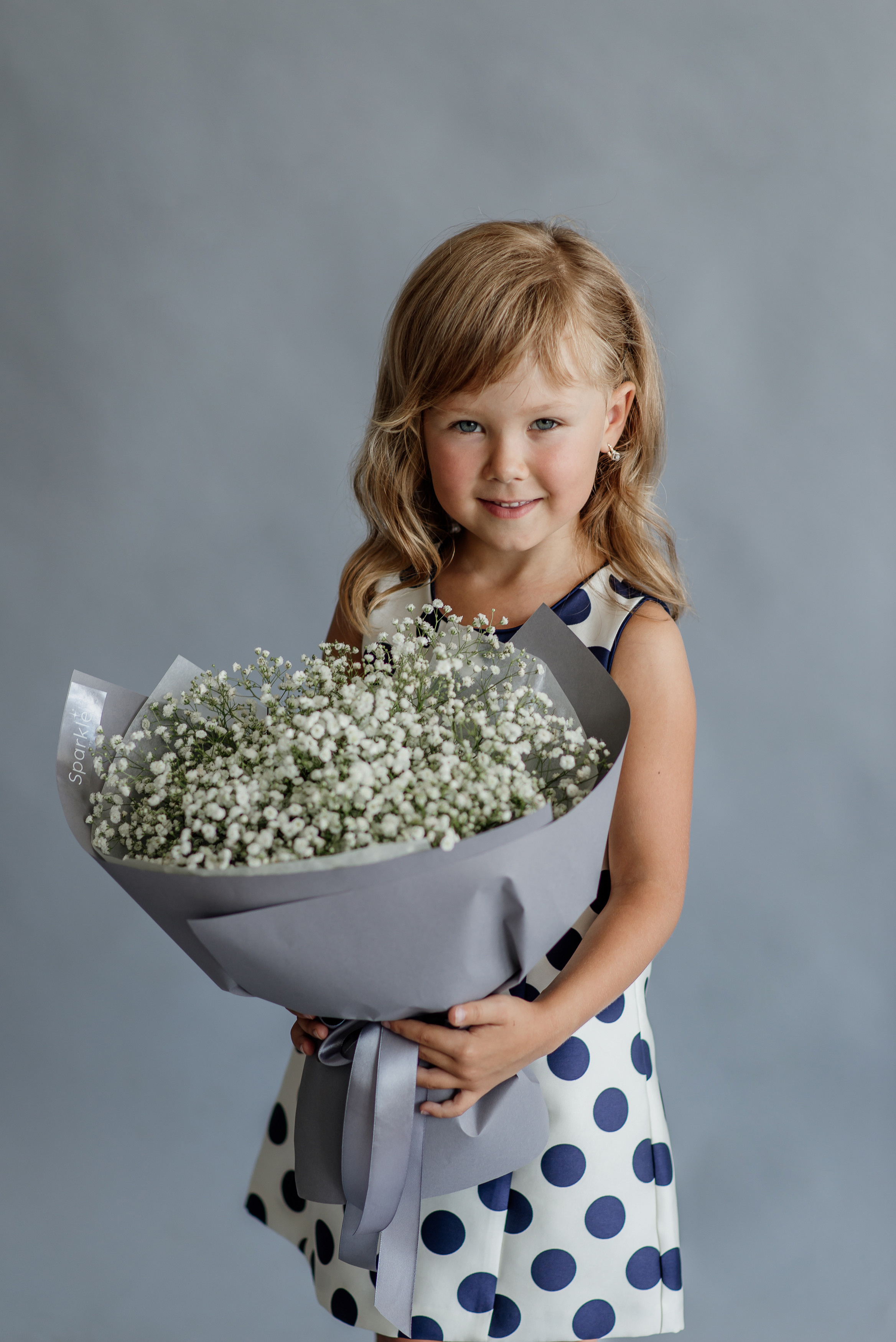 Студійна фотосесія з квітами для квіткової крамниці Sparkle. Тернопіль. Сімейний, дитячий та індивідуальний фотограф в м. Тернопіль, м. Львів