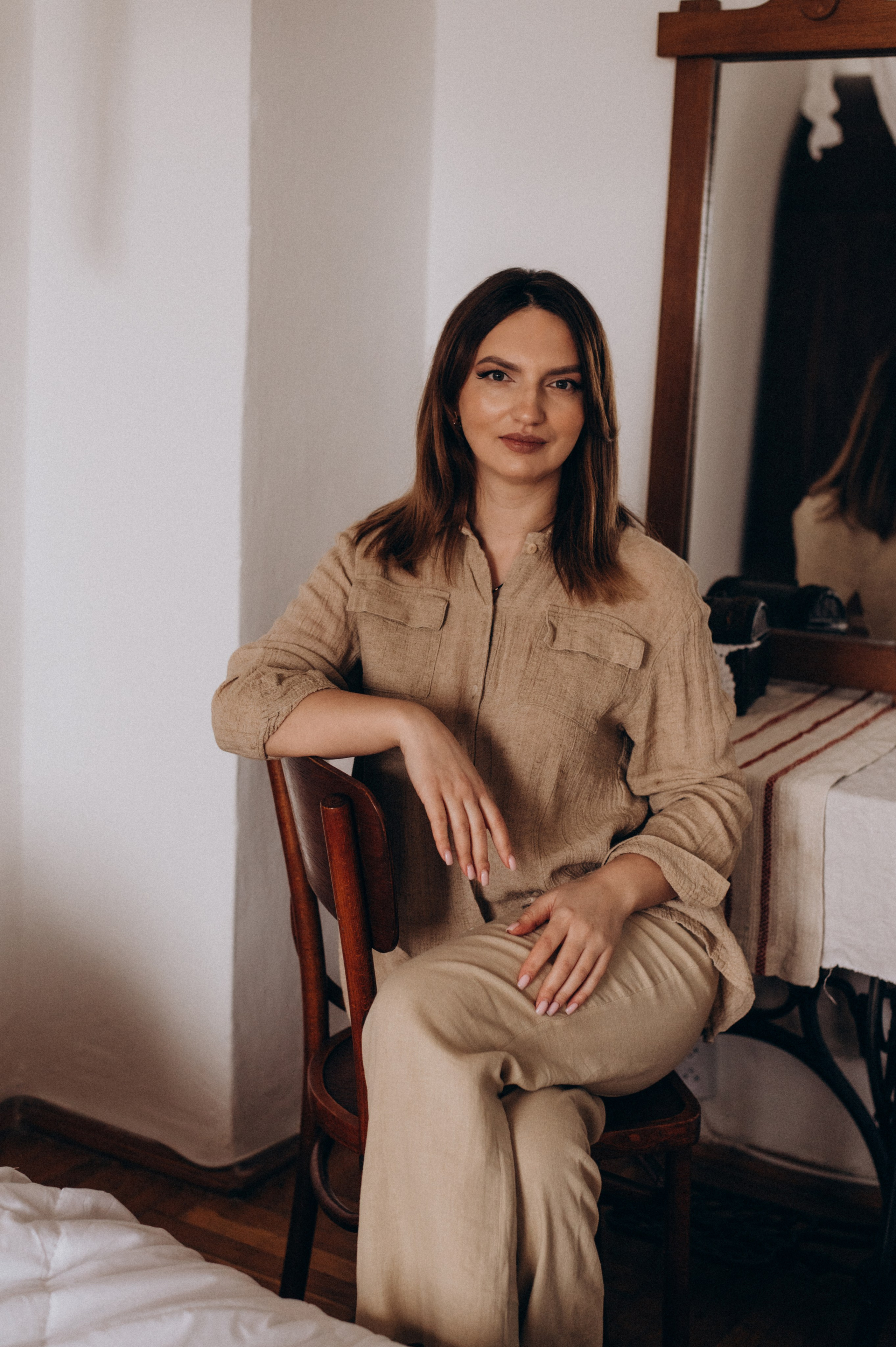 Сімейна фотосесія мами і донечок, зйомка Тернопіль Львів етностиль. Сімейний, дитячий та індивідуальний фотограф в м. Тернопіль, м. Львів