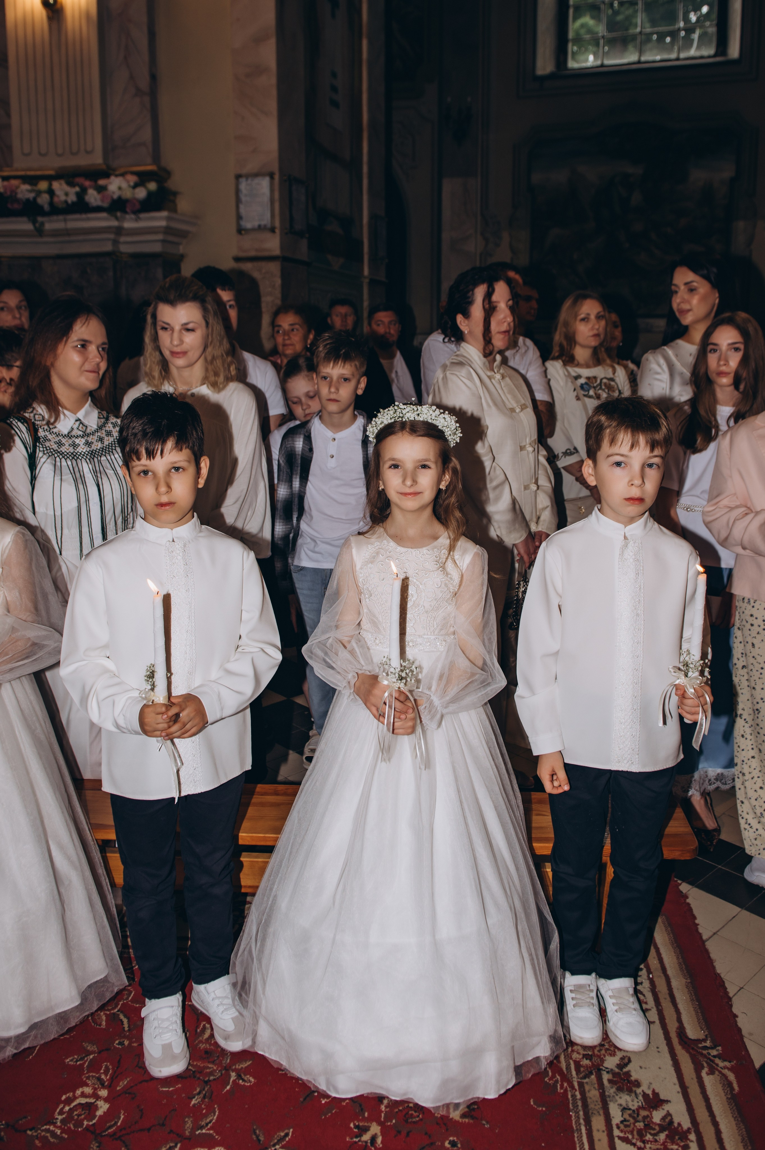 Фотосесія Першого Причастя Тернопіль, фотосесія Причастя Тернопіль, Таїнство Першого Причастя Тернопіль, Катедра Причастя Тернопіль. Сімейний, дитячий та індивідуальний фотограф в м. Тернопіль, м. Львів
