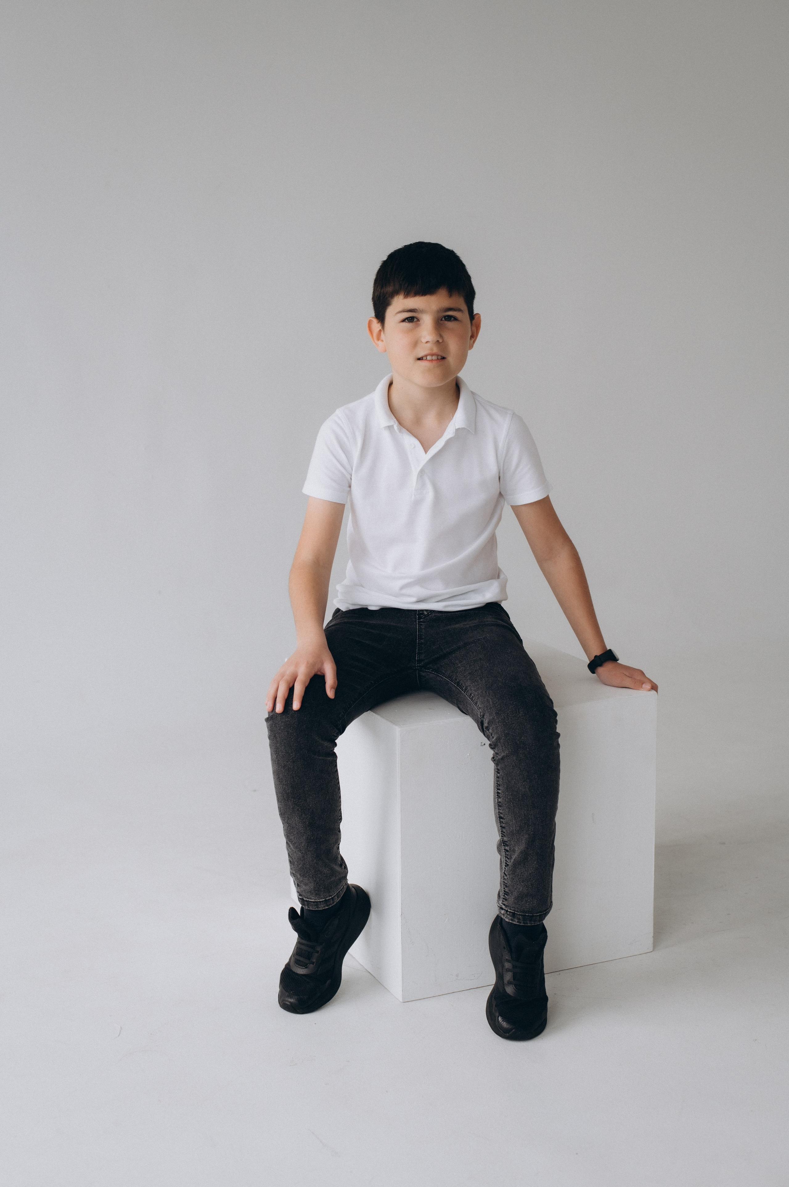 Шкільна фотосесія на віньєтки Тернопіль, фотосесія випускників Тернопіль, зйомка на віньєтки, шкільні фотоальбоми Тернопіль. Сімейний, дитячий та індивідуальний фотограф в м. Тернопіль, м. Львів