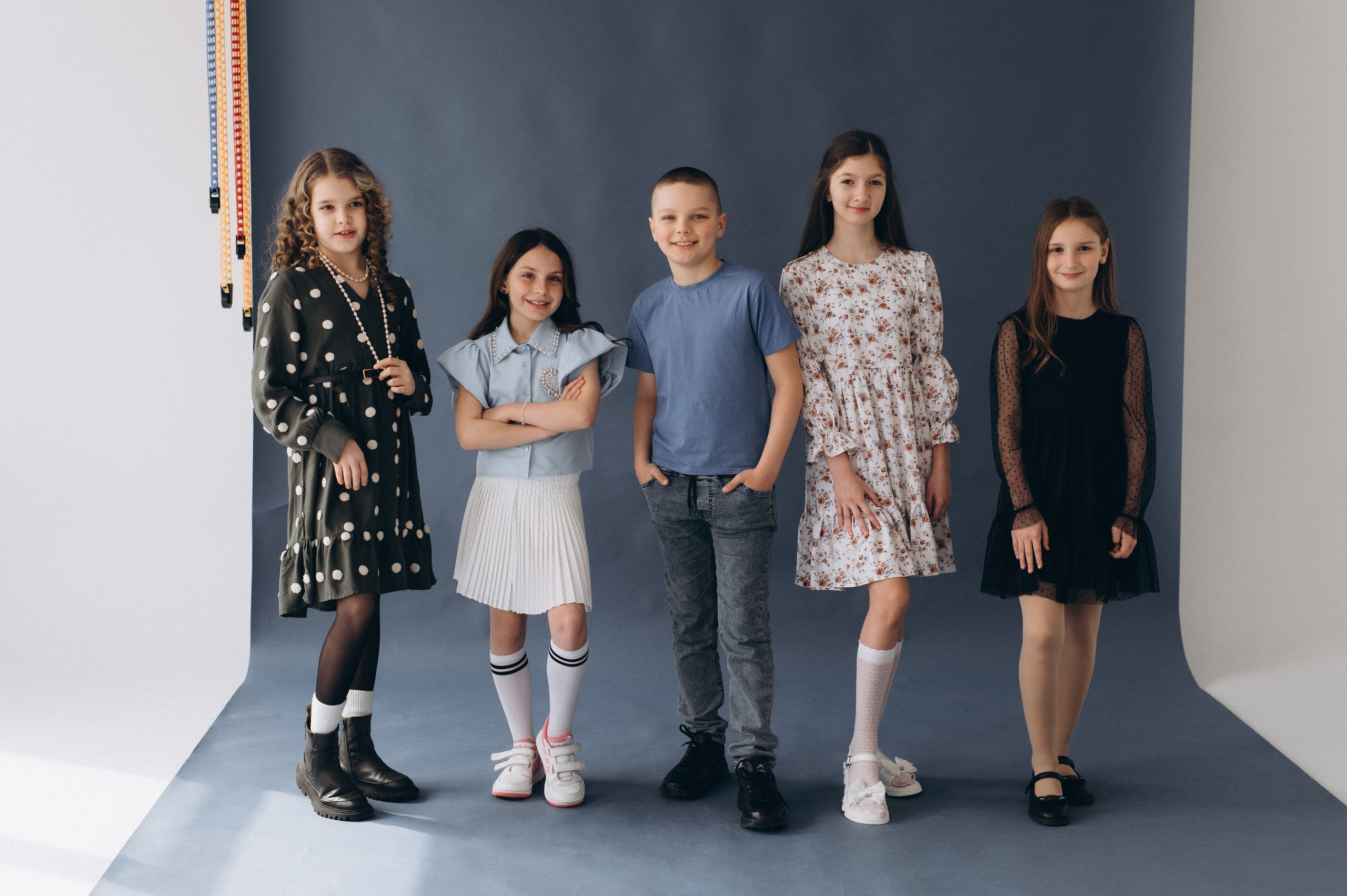 Шкільна фотосесія на віньєтки Тернопіль, шкільні альбоми, фотосесія випускників Тернопіль, випускний альбом, фотограф випускний Тернопіль. Сімейний, дитячий та індивідуальний фотограф в м. Тернопіль, м. Львів