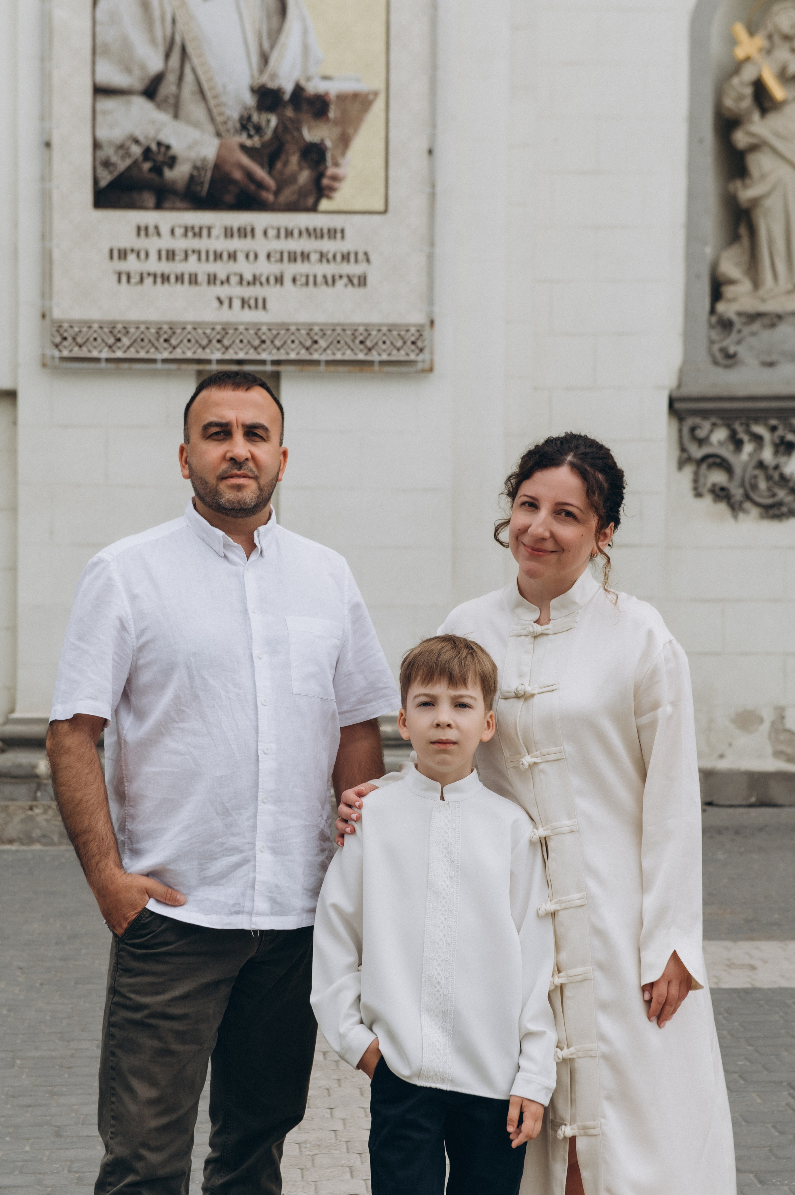 Фотосесія Першого Причастя Тернопіль, фотосесія Причастя Тернопіль, Таїнство Першого Причастя Тернопіль, Катедра Причастя Тернопіль. Сімейний, дитячий та індивідуальний фотограф в м. Тернопіль, м. Львів