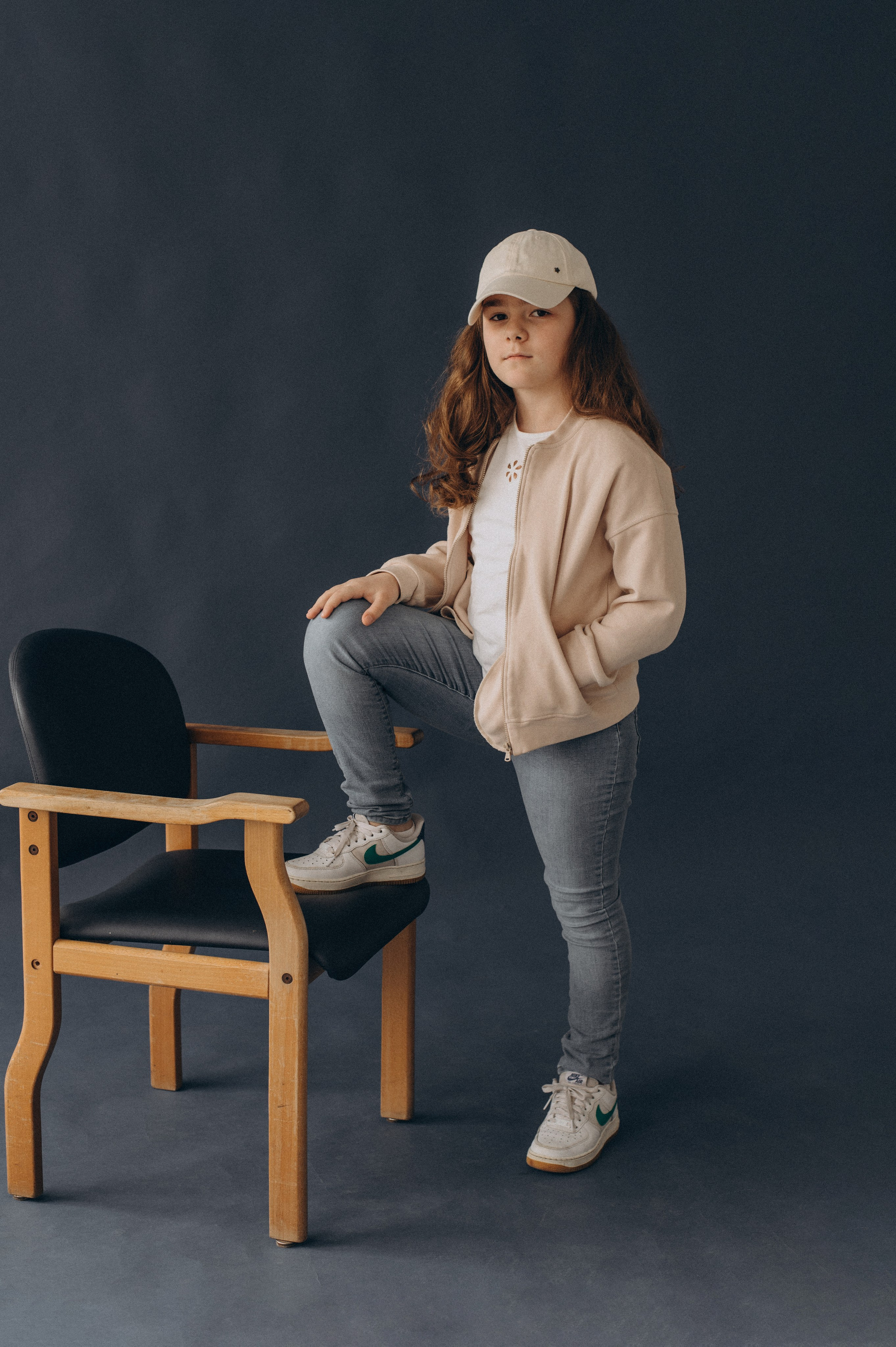 Шкільна фотосесія на віньєтки Тернопіль, шкільні альбоми, фотосесія випускників Тернопіль, випускний альбом, фотограф випускний Тернопіль. Сімейний, дитячий та індивідуальний фотограф в м. Тернопіль, м. Львів