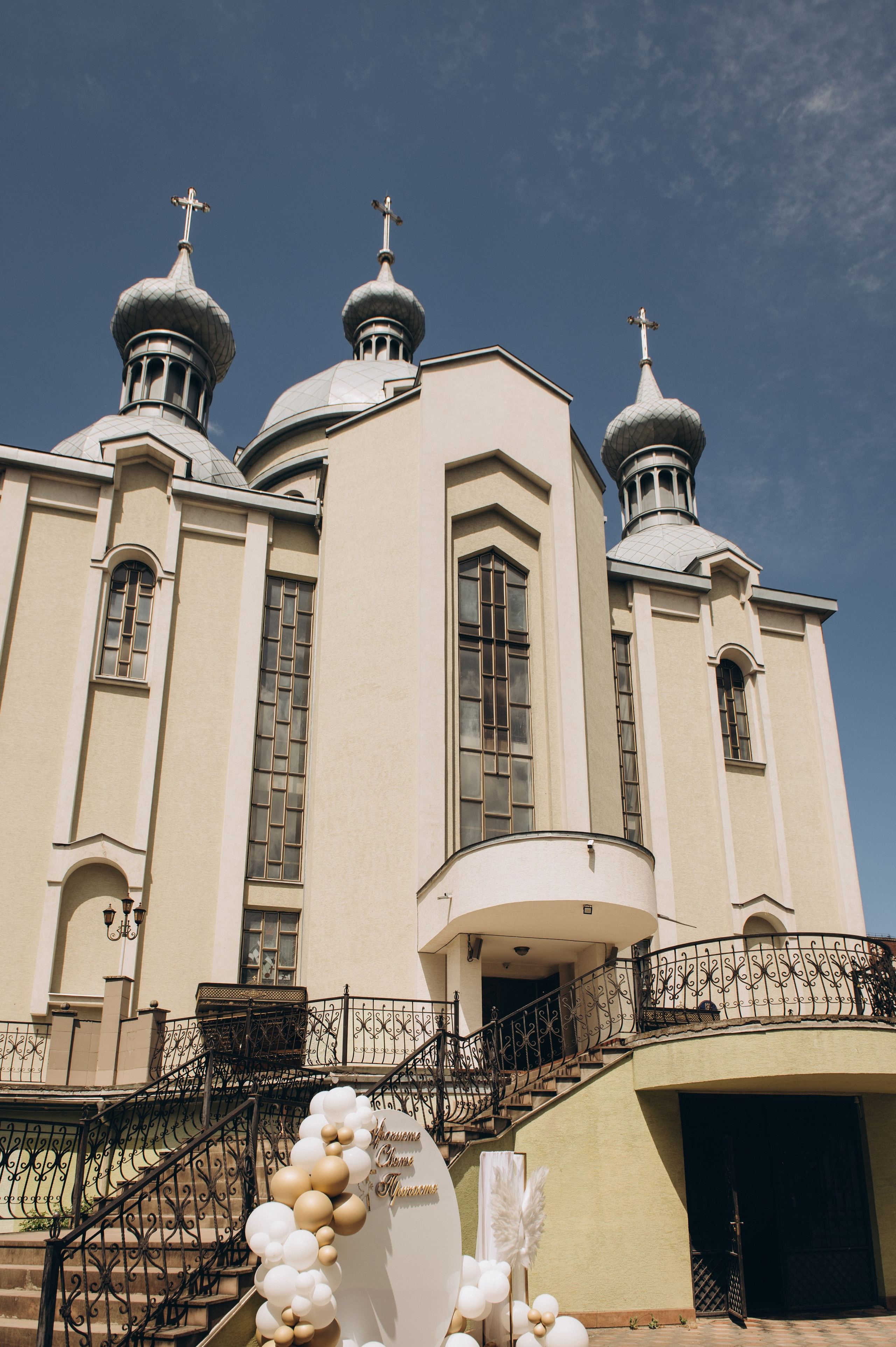 Фотосесія Причастя Тернопіль церква Св Михаїла, фотограф на Причастя Тернопіль, фотосесія Літургії Причастя Тернопіль. Сімейний, дитячий та індивідуальний фотограф в м. Тернопіль, м. Львів