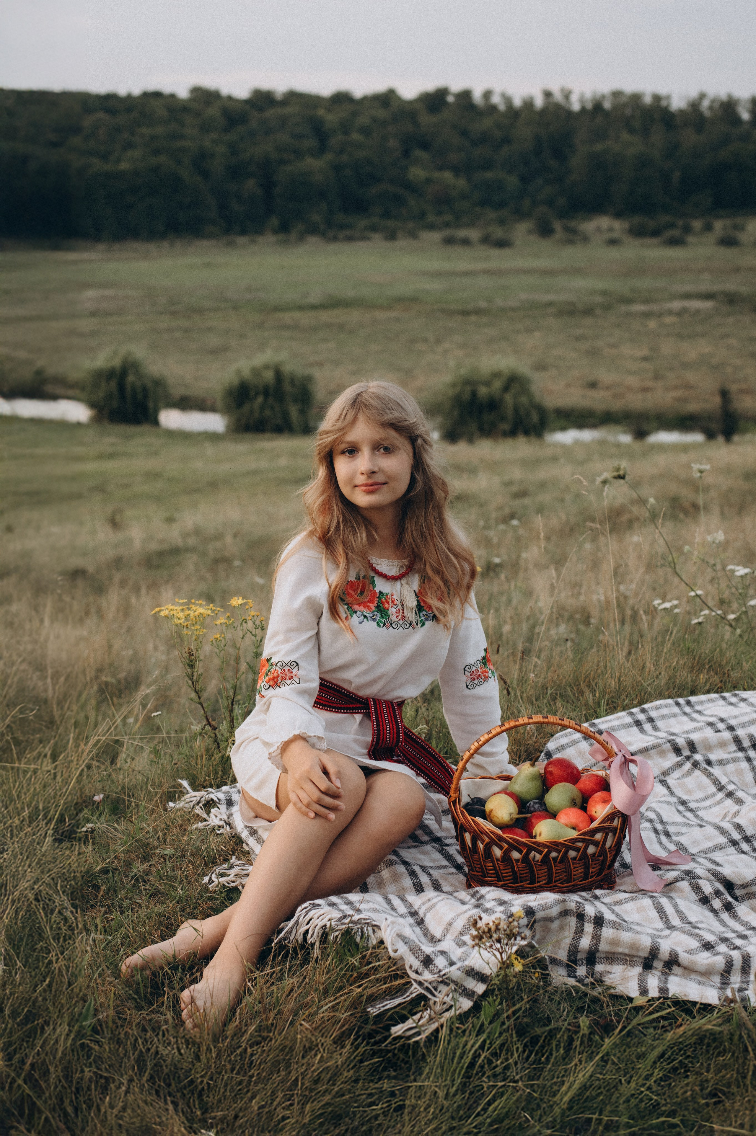 Сімейна фотосесія мами і доньки, сімейний фотограф Тернопіль, портретний фотограф, сімейна фотосесія Тернопіль, фотосесія в жоржинах. Сімейний, дитячий та індивідуальний фотограф в м. Тернопіль, м. Львів
