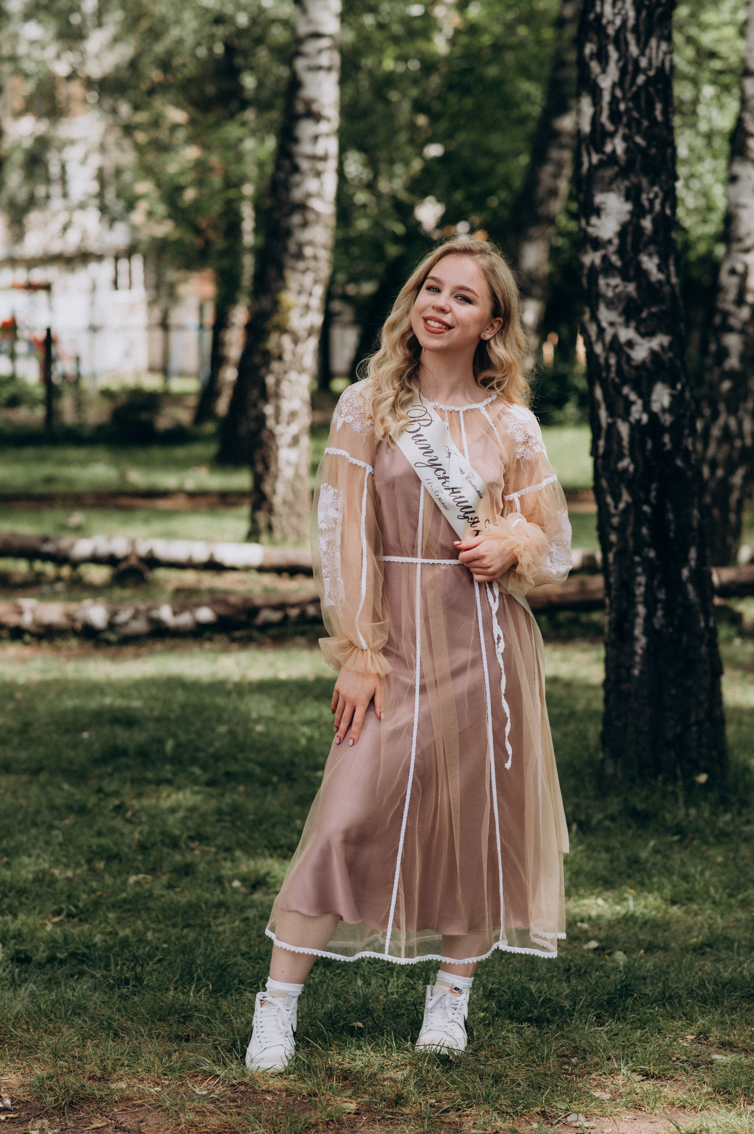 Фотосесія останнього дзвоника, фотосесія випускників Тернопіль, випускний 2024. Сімейний, дитячий та індивідуальний фотограф в м. Тернопіль, м. Львів