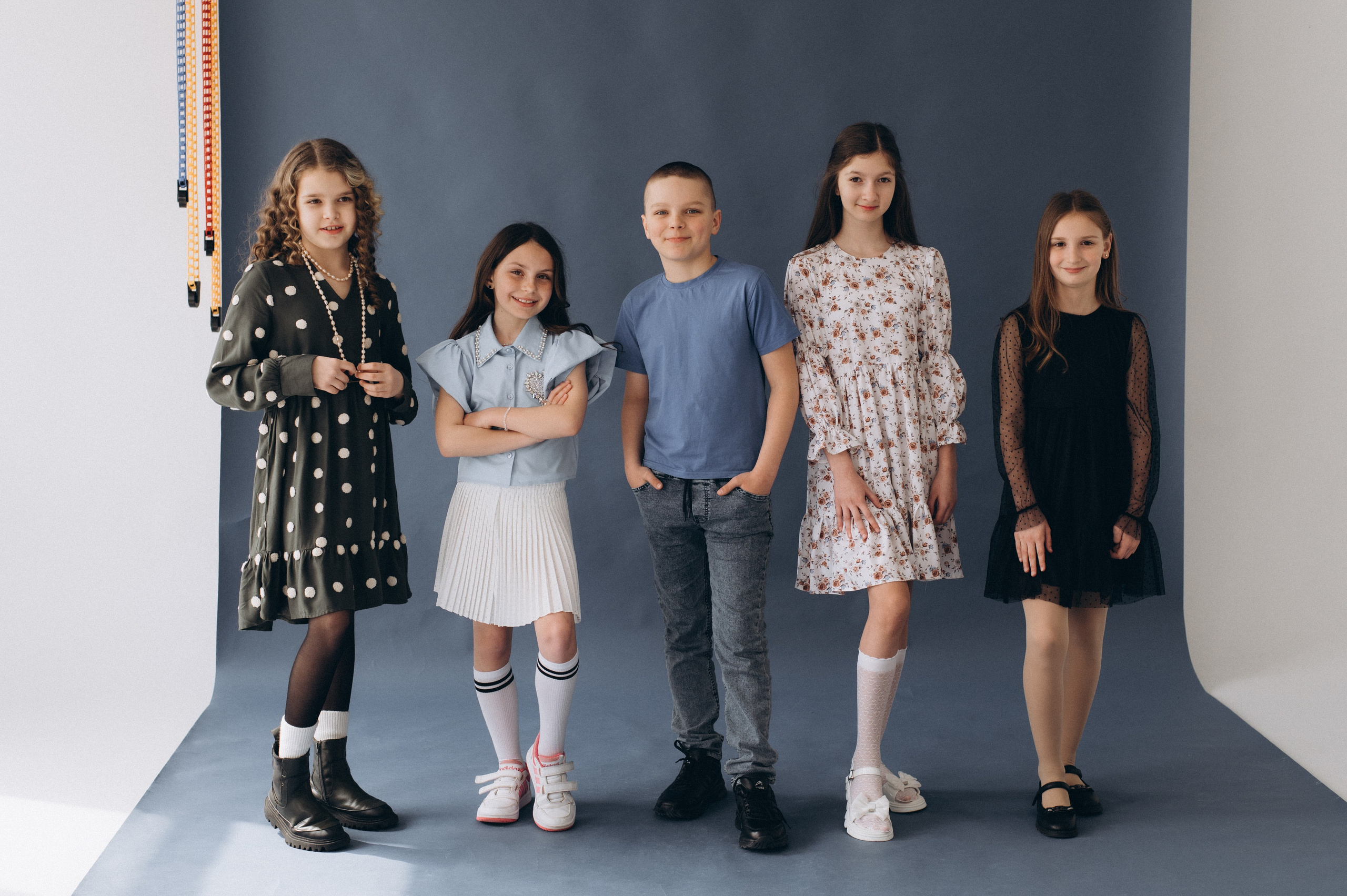 Шкільна фотосесія на віньєтки Тернопіль, шкільні альбоми, фотосесія випускників Тернопіль, випускний альбом, фотограф випускний Тернопіль. Сімейний, дитячий та індивідуальний фотограф в м. Тернопіль, м. Львів