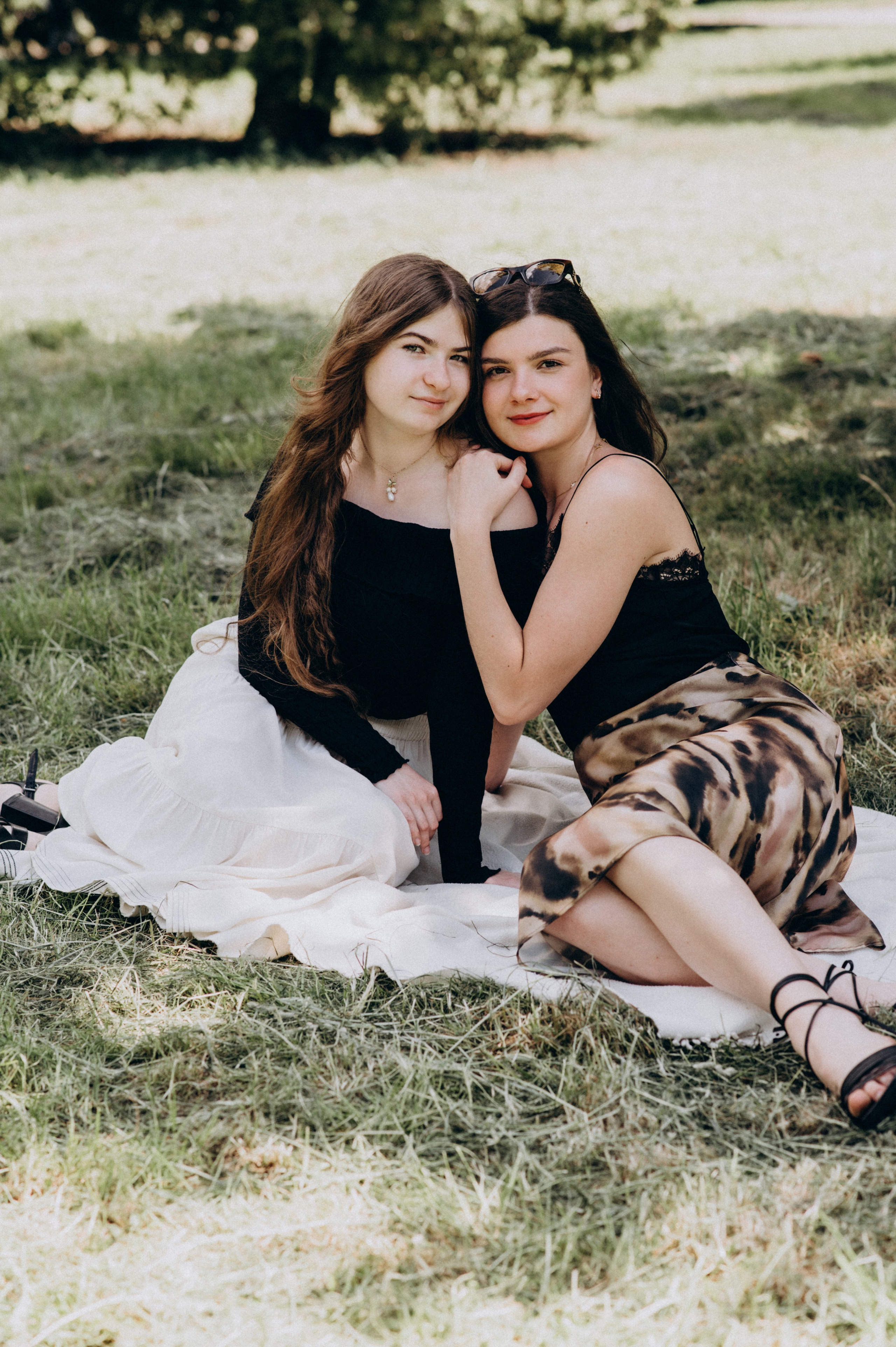 Фотосесія випускників, зйомка випускників Тернопіль Львів, випускні фотоальбоми Тернопіль, шкільні фотоальбоми Тернопіль. Сімейний, дитячий та індивідуальний фотограф в м. Тернопіль, м. Львів