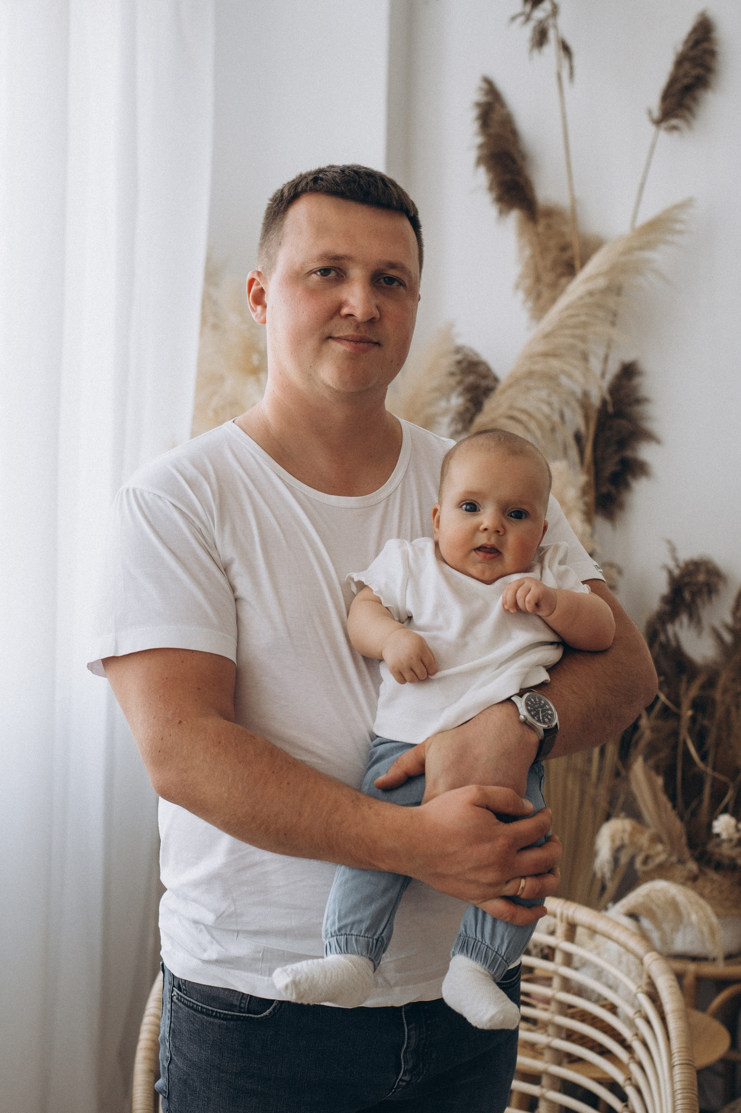 Сімейна фотосесія Тернопіль Львів, студійна сімейна зйомка з дітьми. Сімейний, дитячий та індивідуальний фотограф в м. Тернопіль, м. Львів