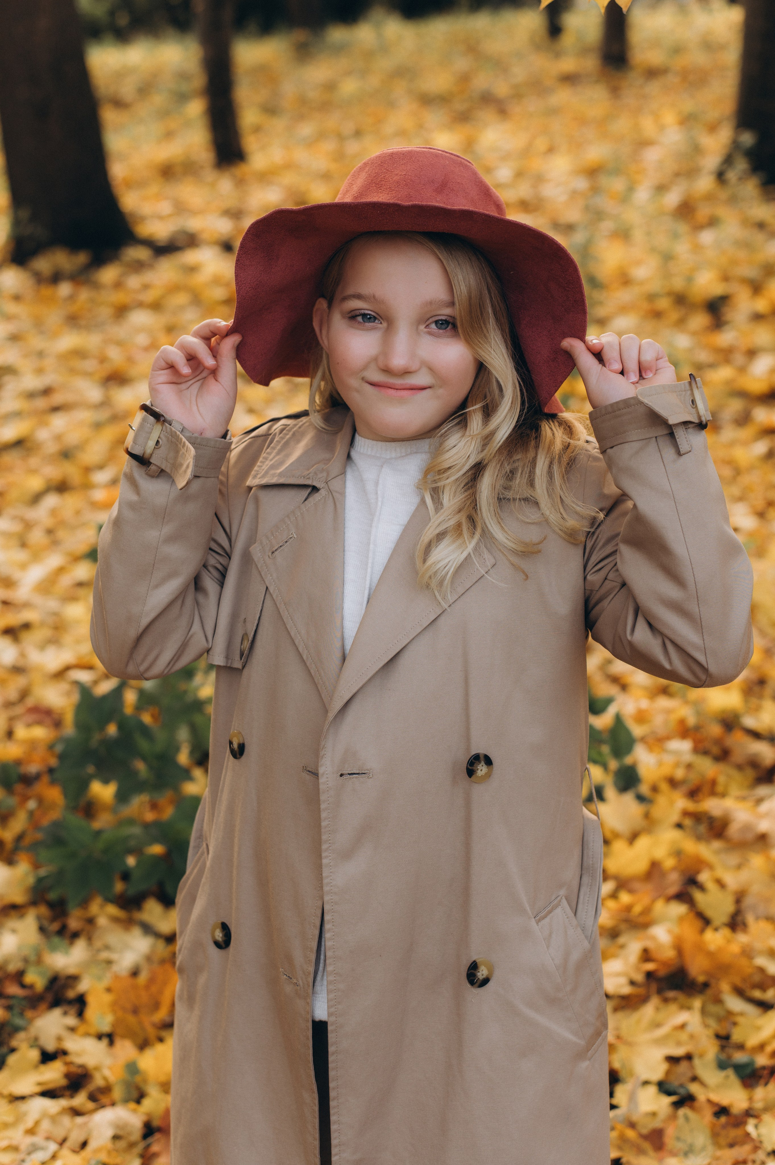Осіння фотосесія 4 класу на віньєтки, випускні фотоальбоми Тернопіль, фотосесія випускників Тернопіль, шкільний випускний альбом Тернопіль. Сімейний, дитячий та індивідуальний фотограф в м. Тернопіль, м. Львів