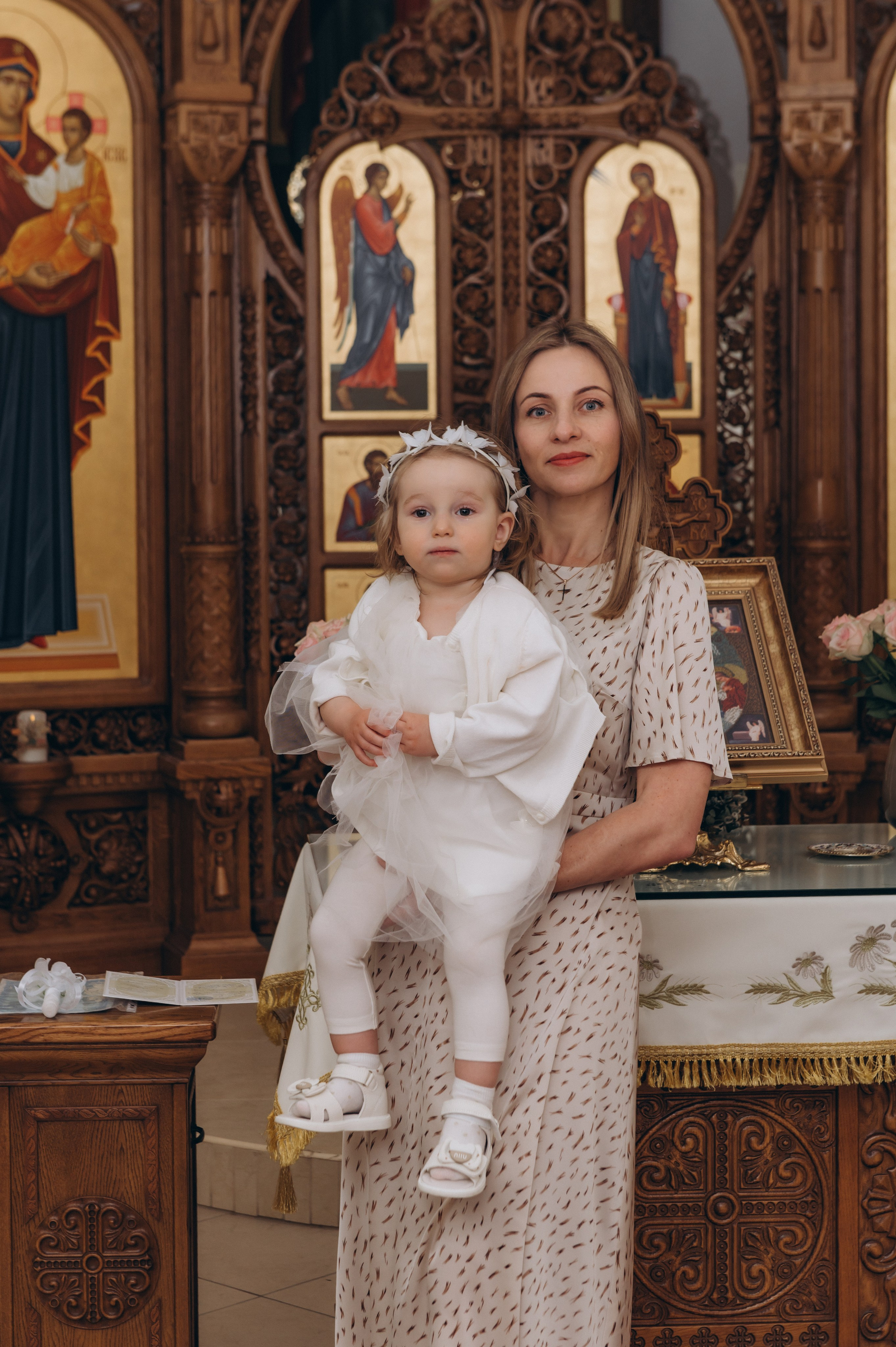 Фотосесія Хрещення Тернопіль, зйомка Хрестин Тернопіль, фотограф на хрестини Тернопіль, хрещення Львів. Сімейний, дитячий та індивідуальний фотограф в м. Тернопіль, м. Львів