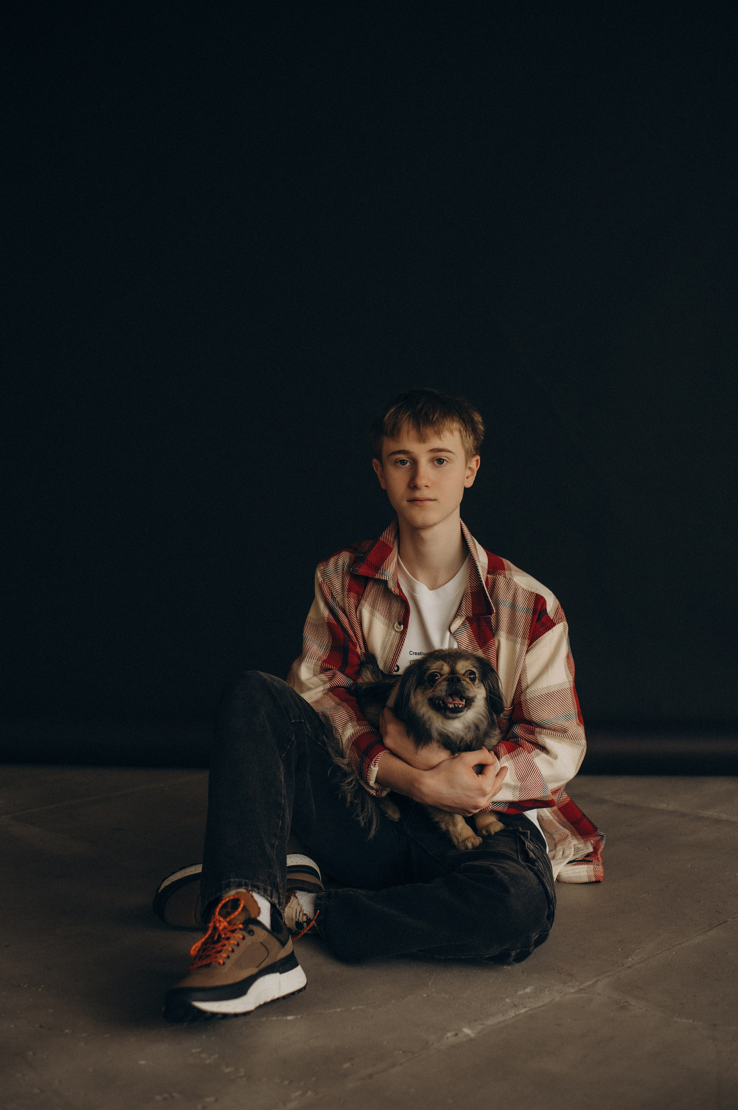 Фотосесія мама і син, сімейна фотосесія Тернопіль, зйомка мами з сином, сімейний фотограф Тернопіль, зйомка з домашнім улюбленцем. Сімейний, дитячий та індивідуальний фотограф в м. Тернопіль, м. Львів