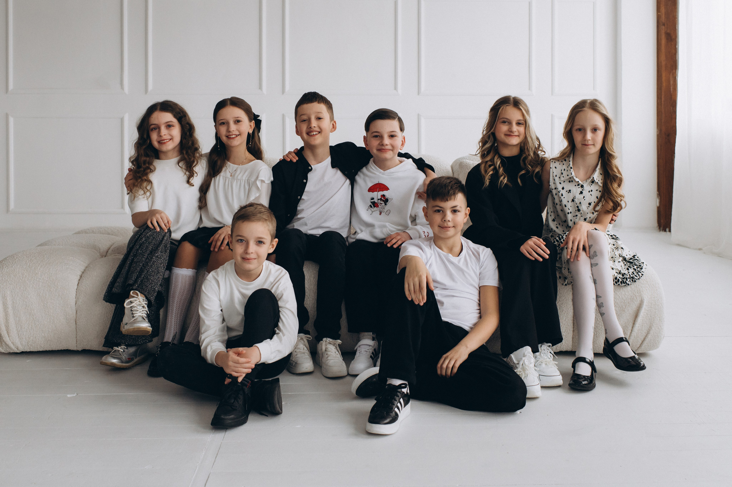 Шкільна фотосесія на віньєтки Тернопіль, шкільні альбоми, фотосесія випускників Тернопіль, випускний альбом, фотограф випускний Тернопіль. Сімейний, дитячий та індивідуальний фотограф в м. Тернопіль, м. Львів