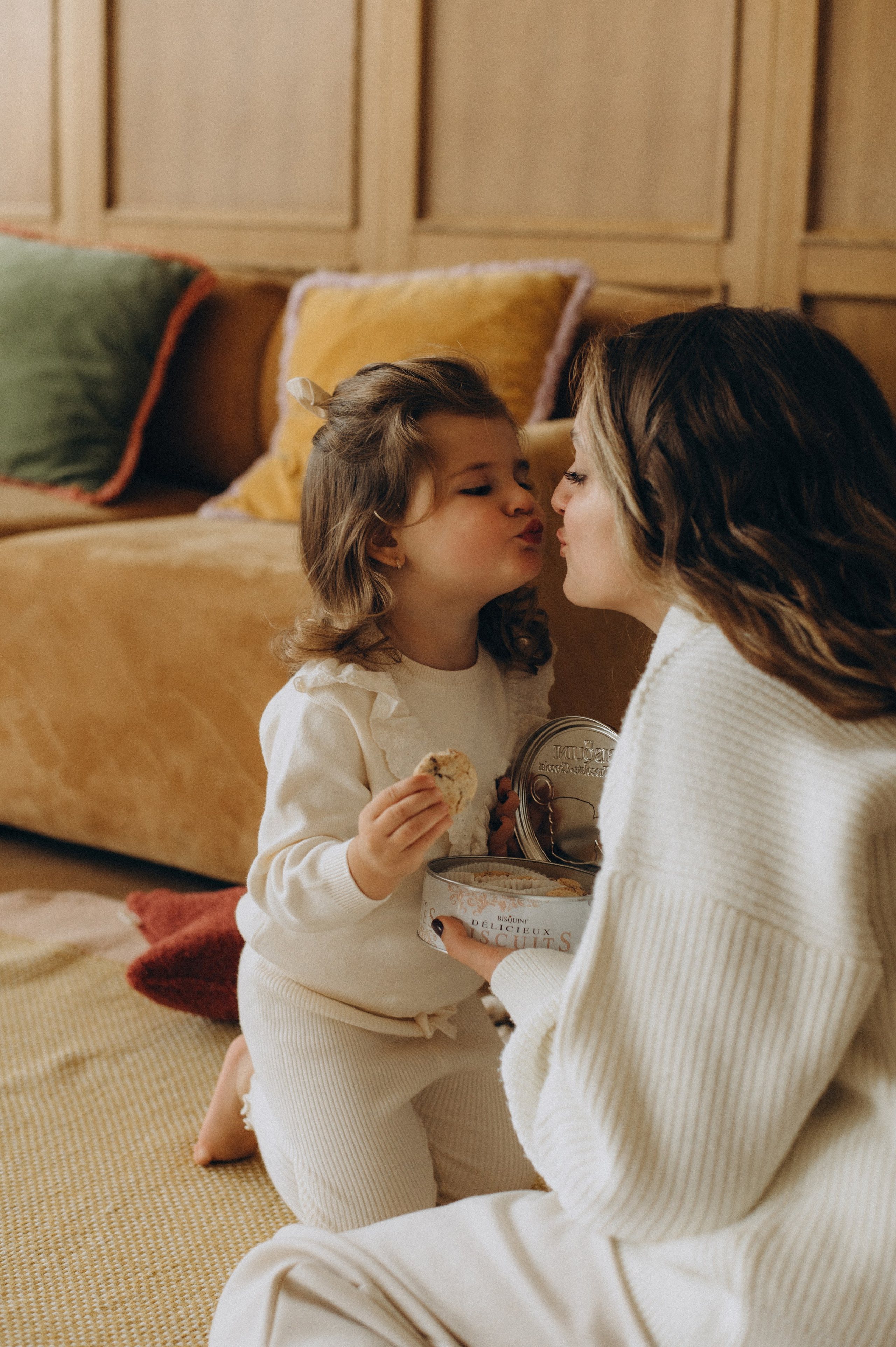 Фотосесія мами і донечки Тернопіль, сімейний фотограф Тернопіль, фотосесія мами і дитини Тернопіль, новорічна фотосесія Тернопіль. Сімейний, дитячий та індивідуальний фотограф в м. Тернопіль, м. Львів