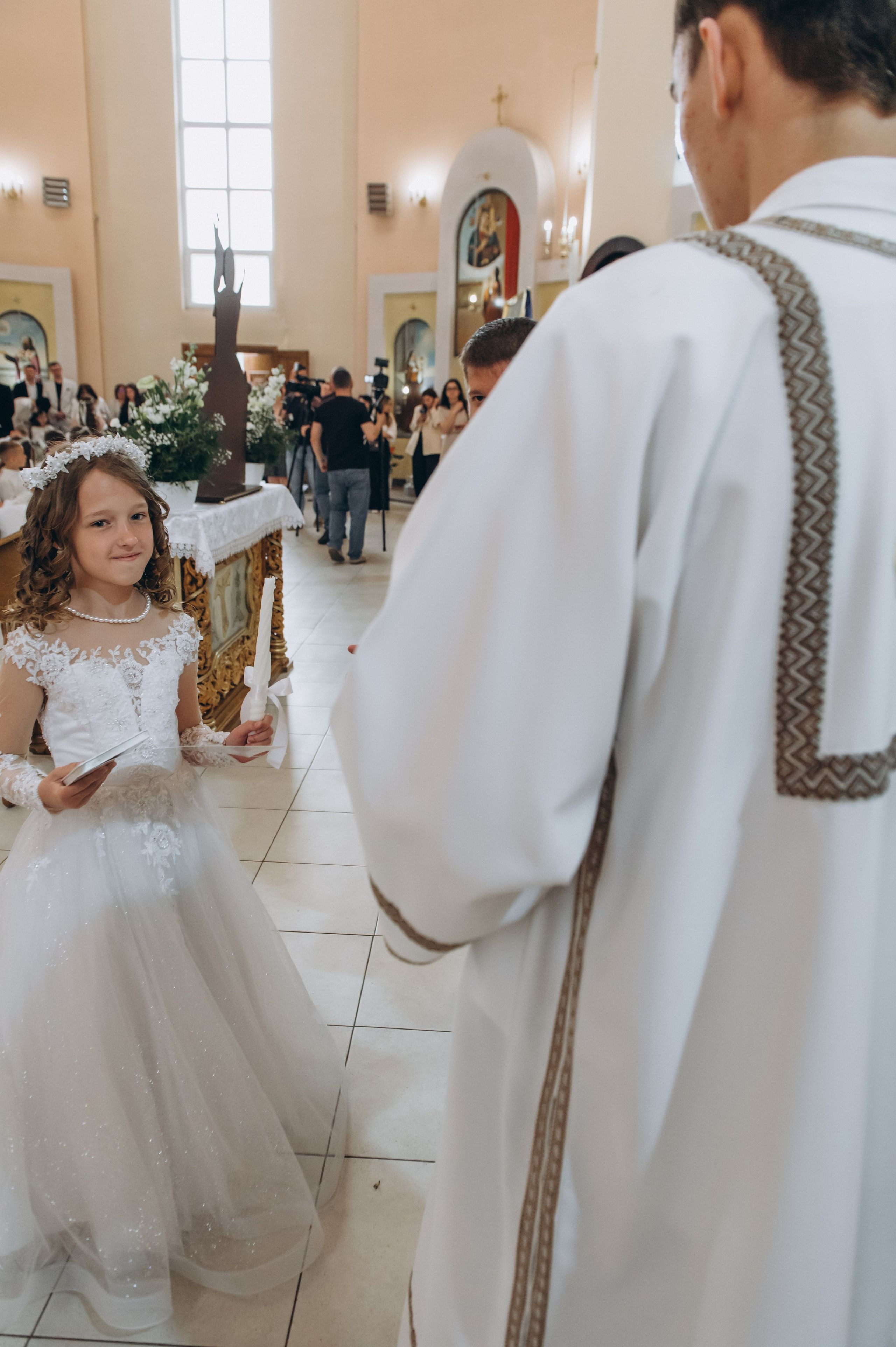 Фотосесія Причастя Тернопіль, зйомка Причастя, фотограф на Причастя Тернопіль, Причастя Львів, церква Петра і Павла. Сімейний, дитячий та індивідуальний фотограф в м. Тернопіль, м. Львів