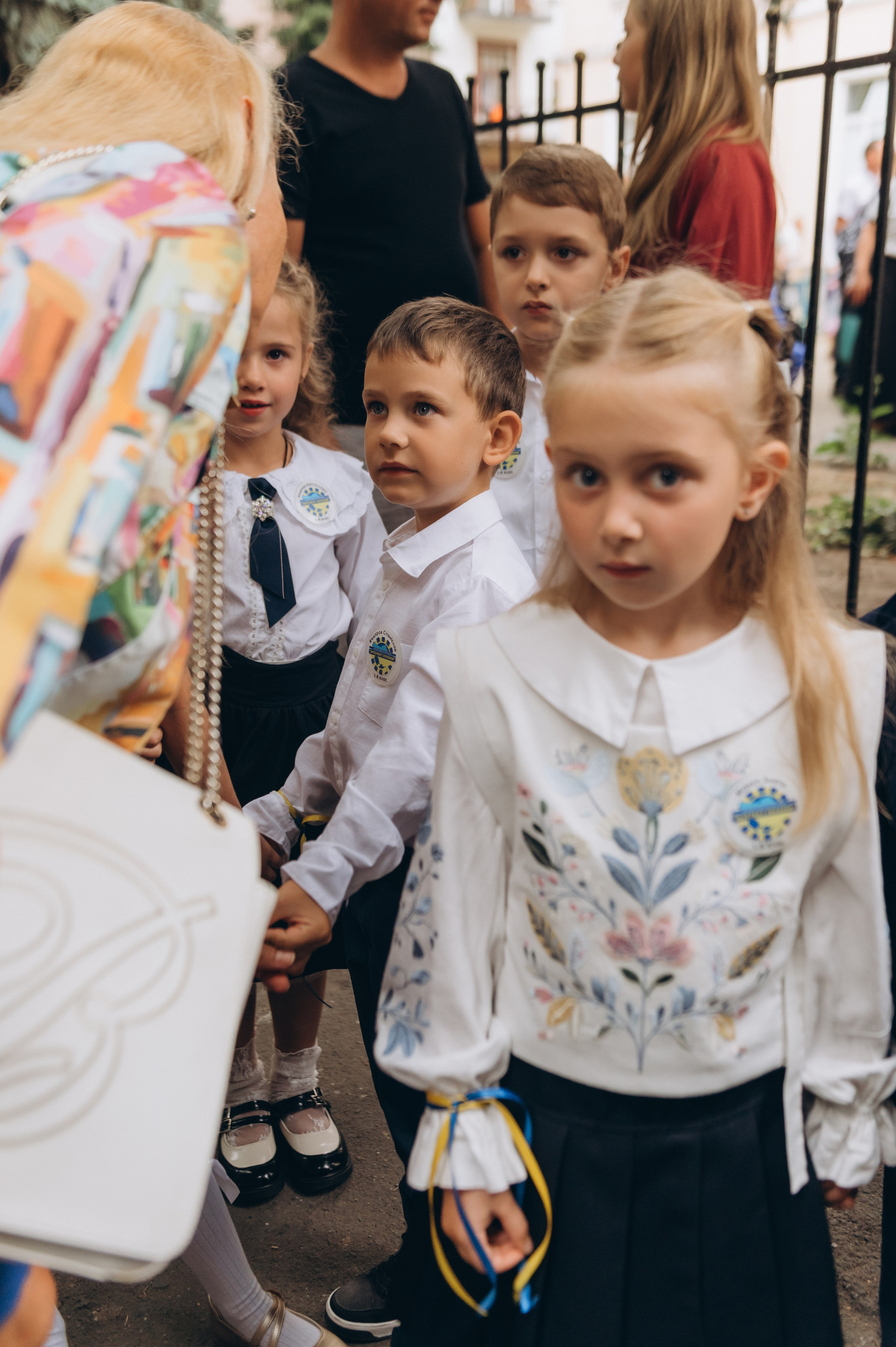 Перший дзвоник у Тернополі, фотосесія першокласників