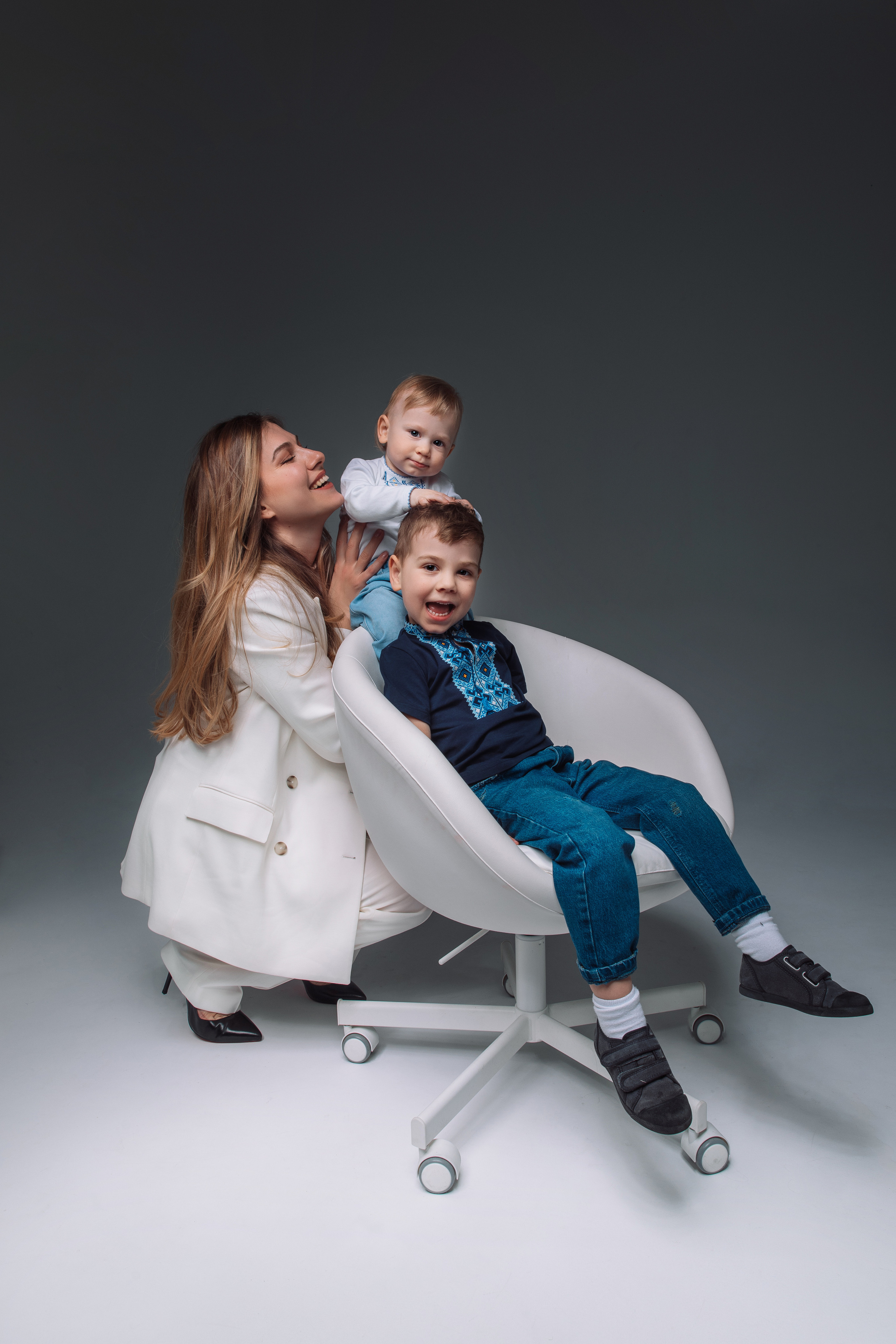 Леночка и дети. Ваш семейный фотограф в Харькове Ольга Маринцева