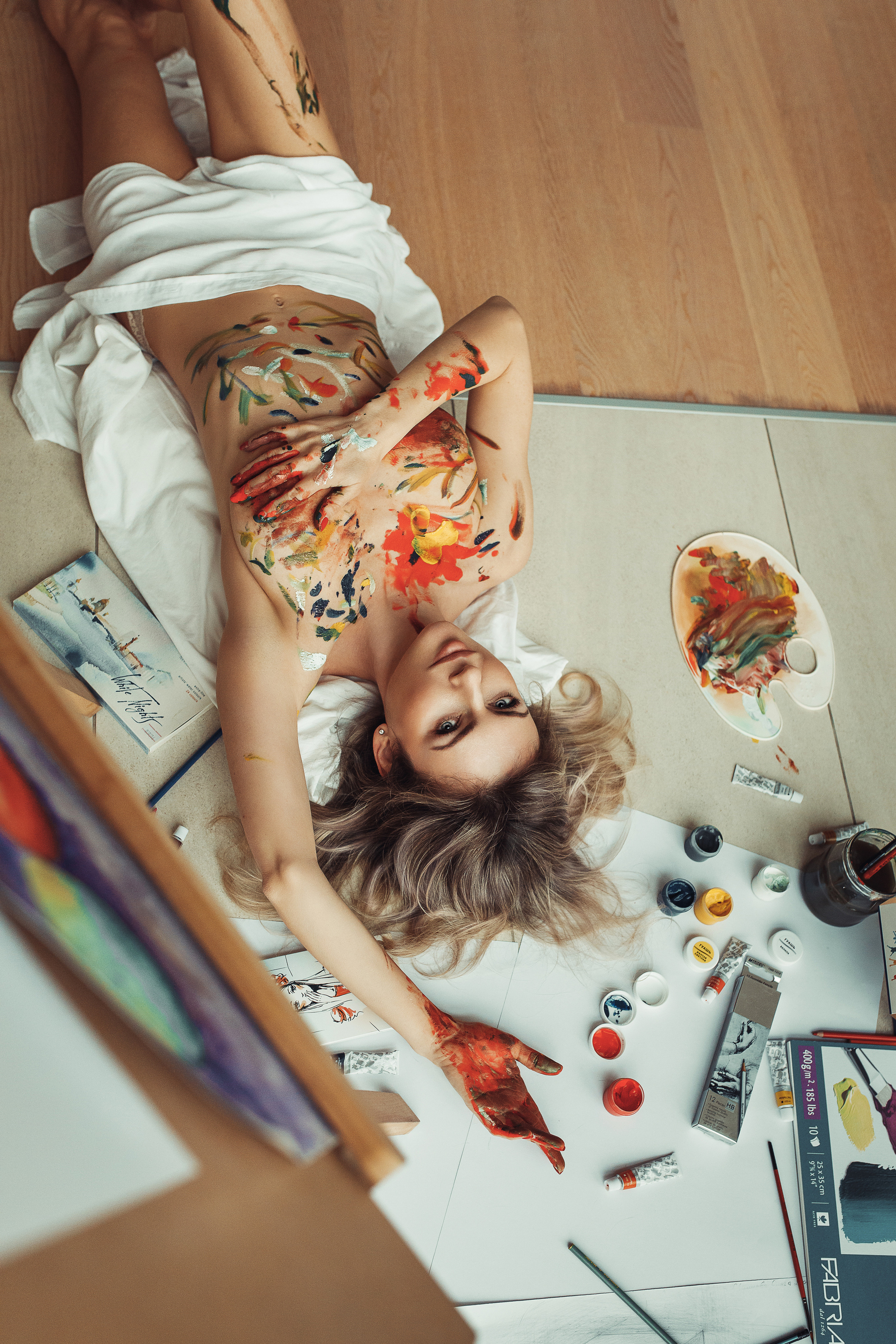 Девушка и краски. Ваш семейный фотограф в Харькове Ольга Маринцева