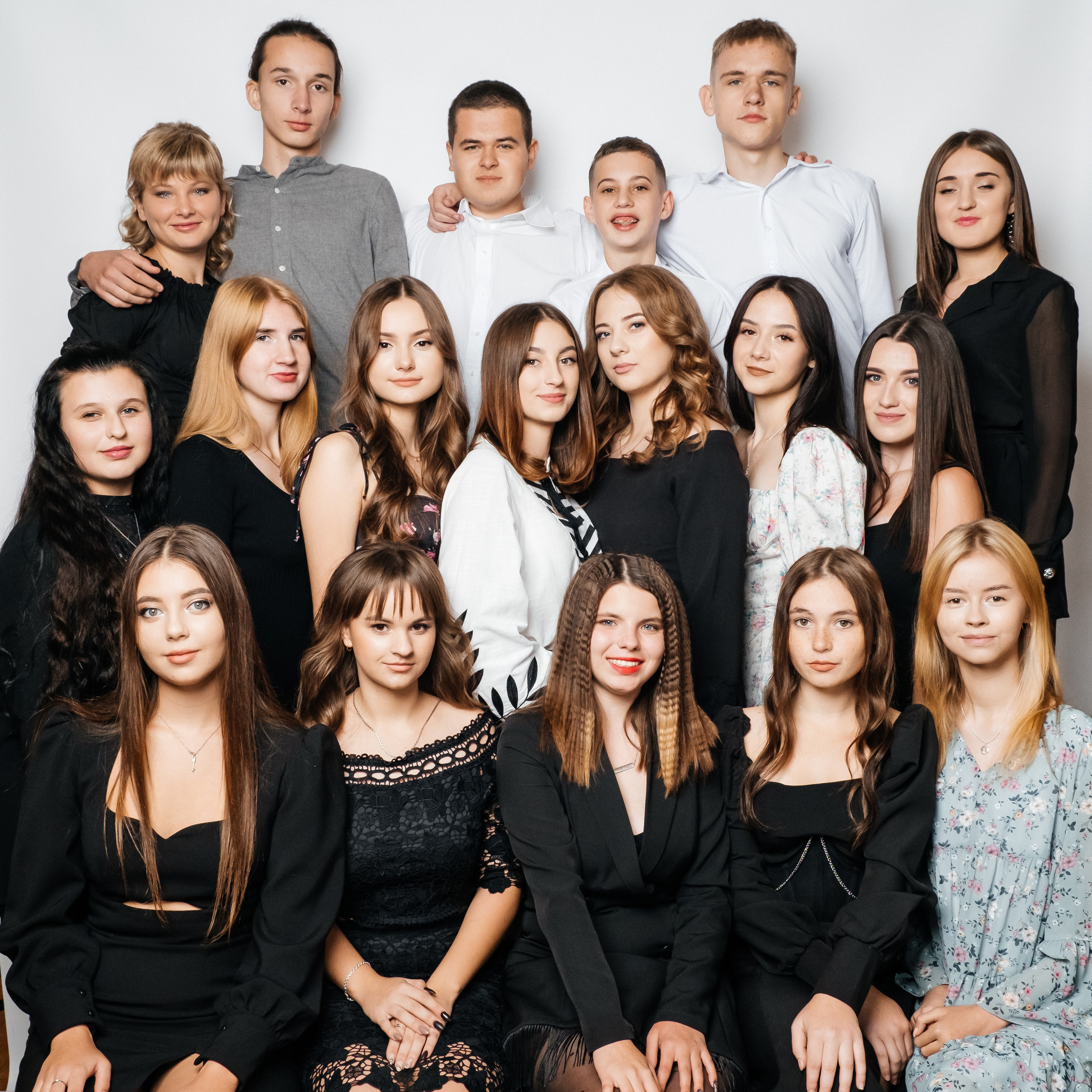 ПОРТФОЛІО. Випускні альбоми SCHOOL PHOTO BOOK