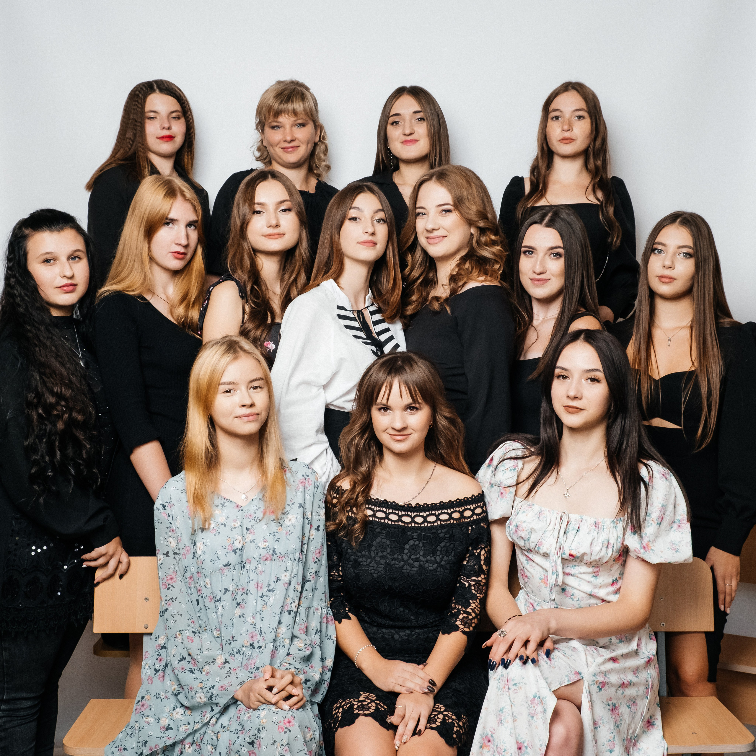 ПОРТФОЛІО. Випускні альбоми SCHOOL PHOTO BOOK