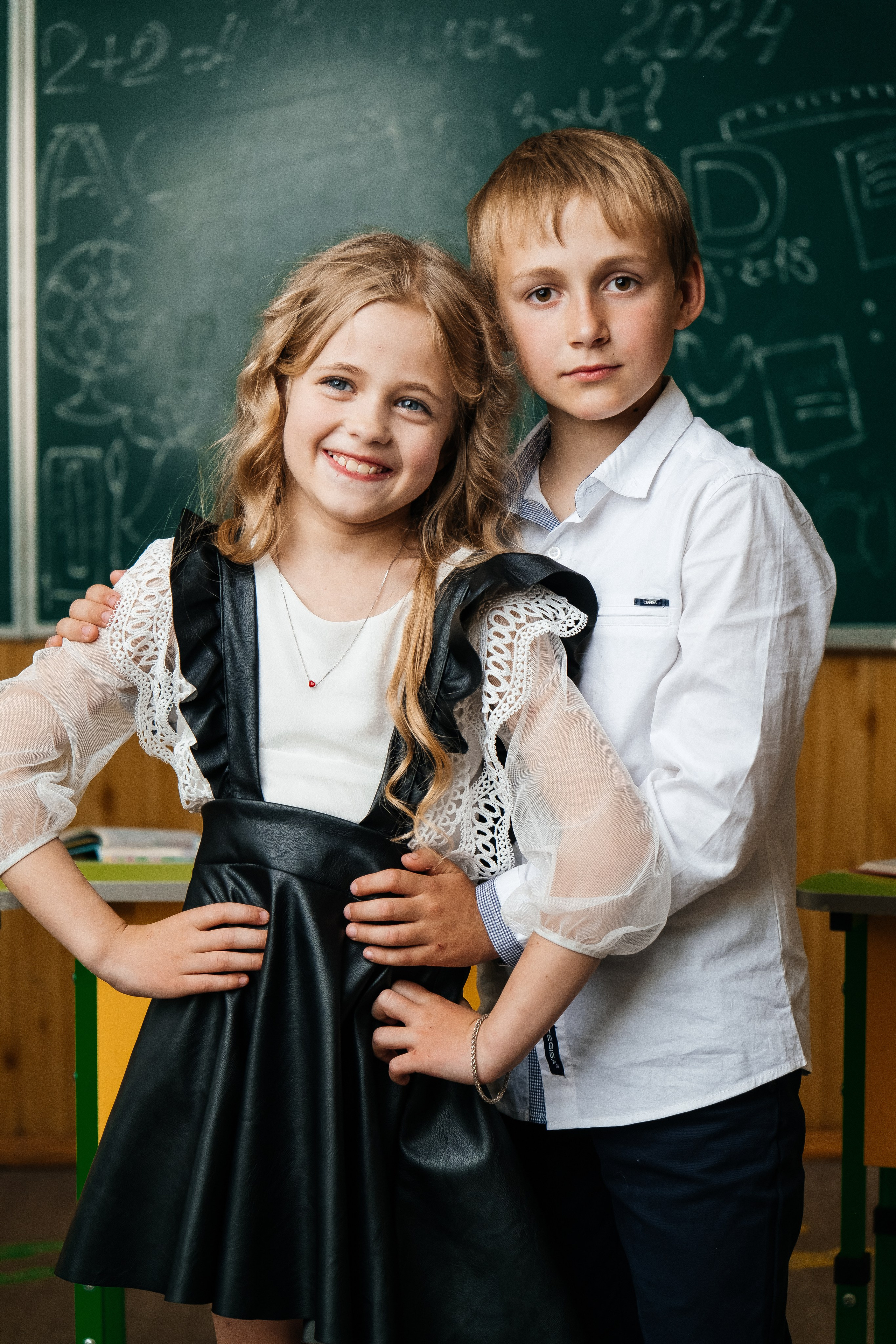 ПОРТФОЛІО. Випускні альбоми SCHOOL PHOTO BOOK