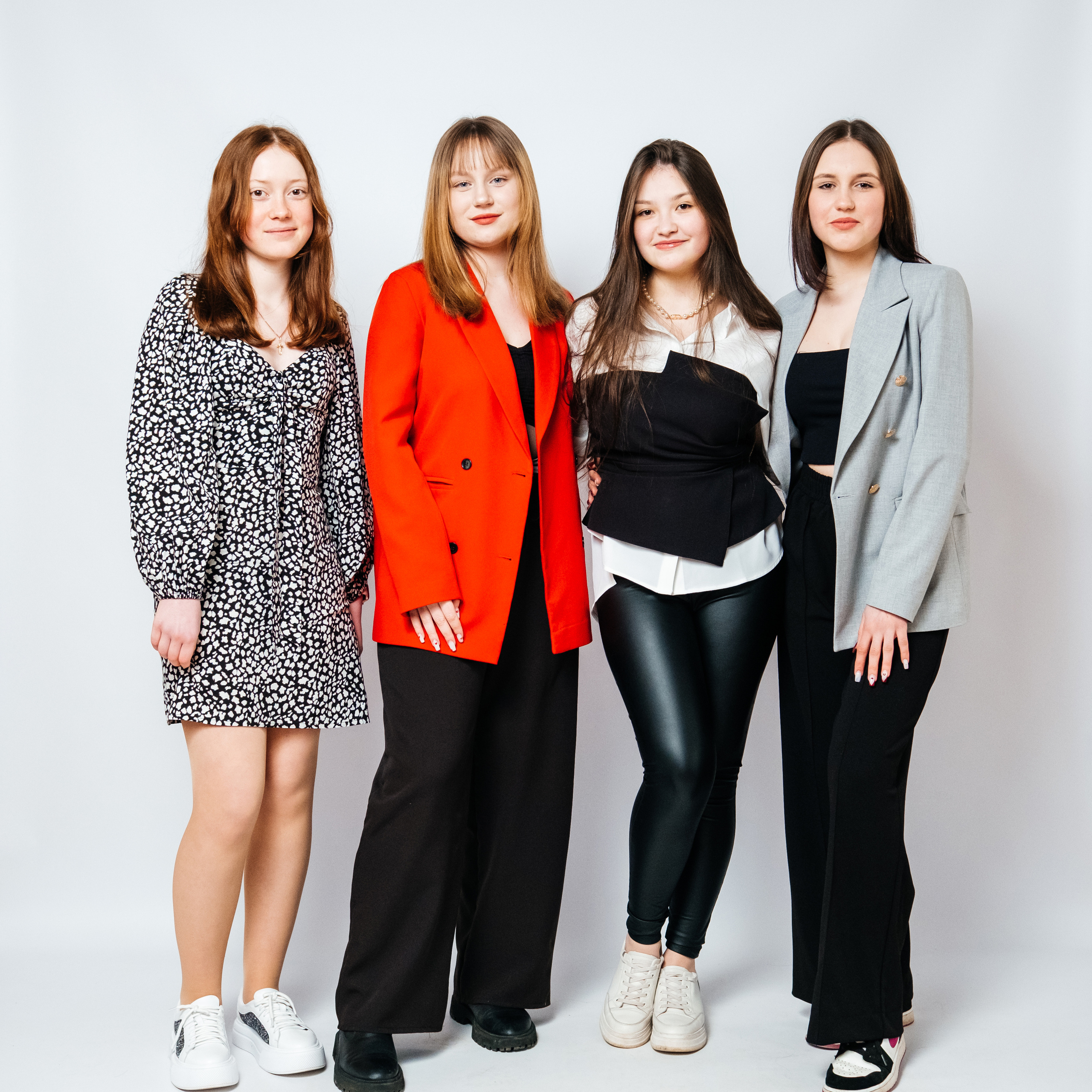 ПОРТФОЛІО. Випускні альбоми SCHOOL PHOTO BOOK