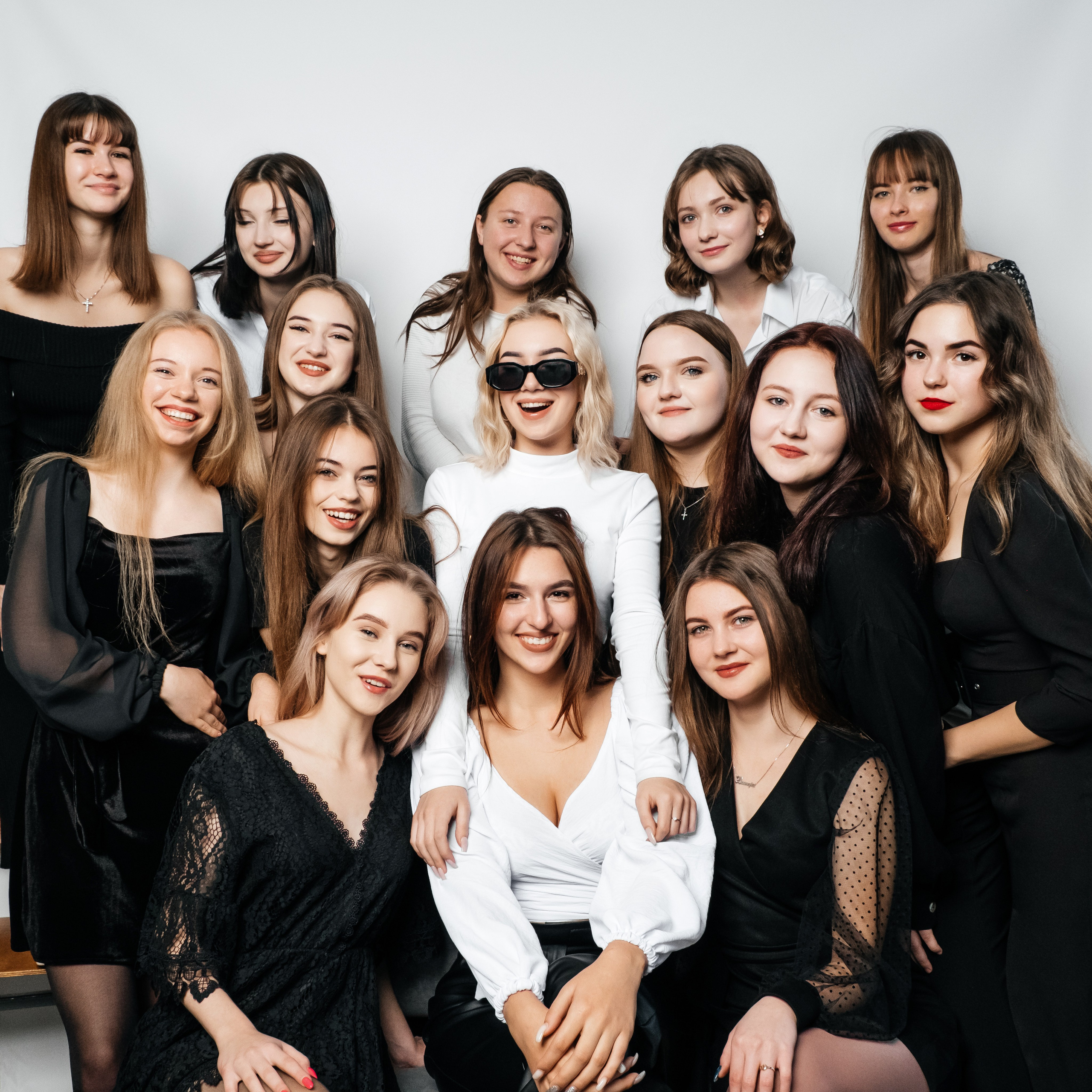 ПОРТФОЛІО. Випускні альбоми SCHOOL PHOTO BOOK