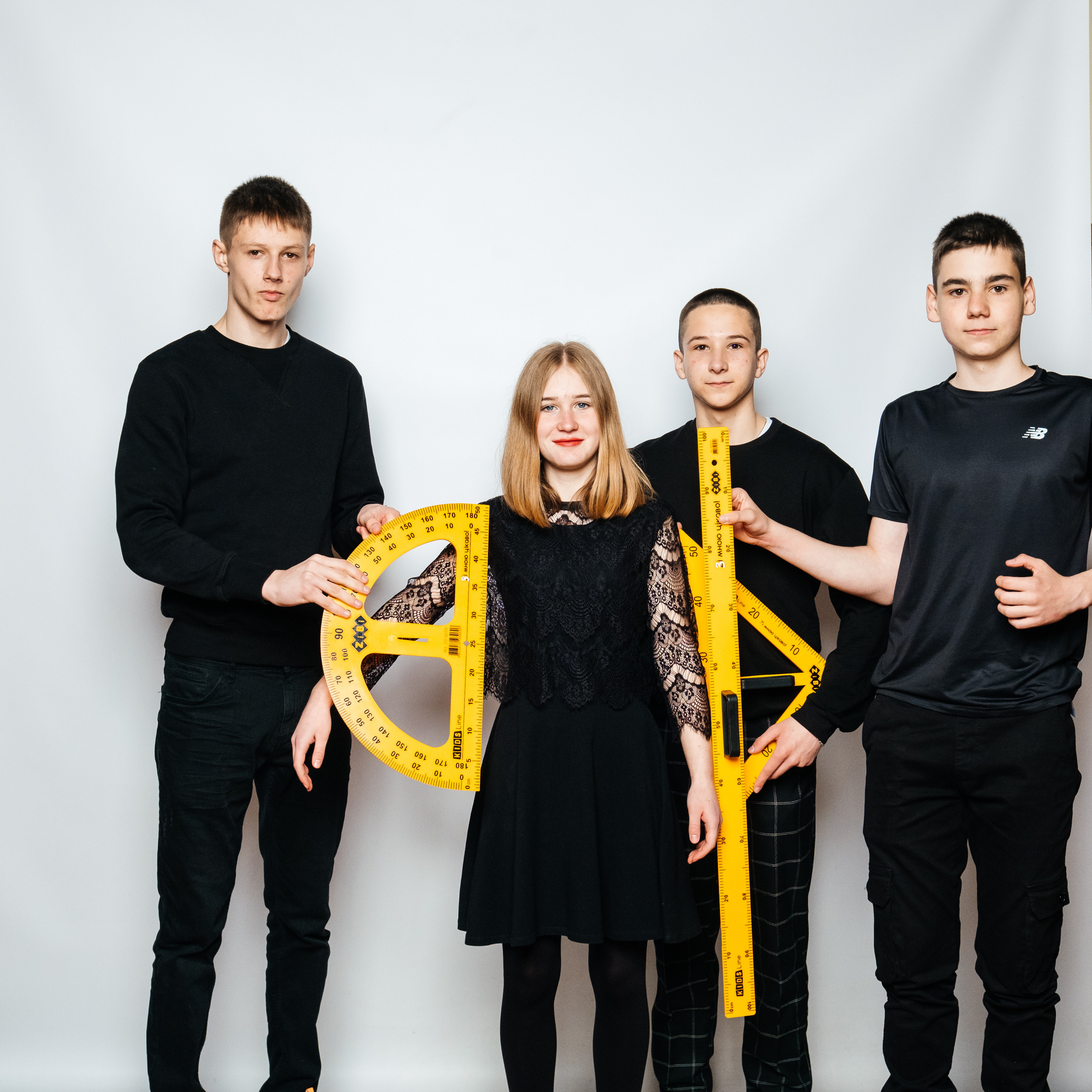 ПОРТФОЛІО. Випускні альбоми SCHOOL PHOTO BOOK