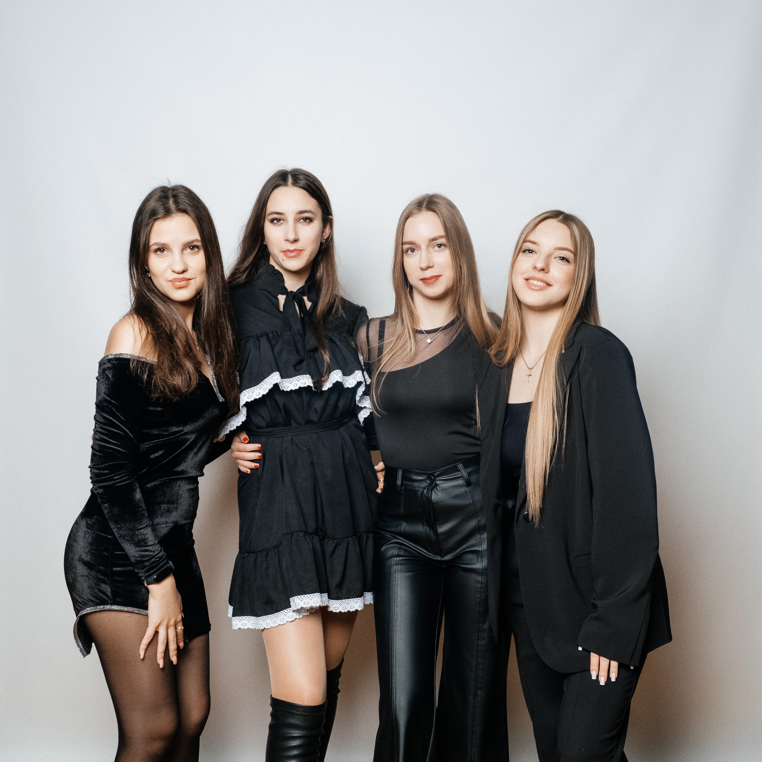 ПОРТФОЛІО. Випускні альбоми SCHOOL PHOTO BOOK