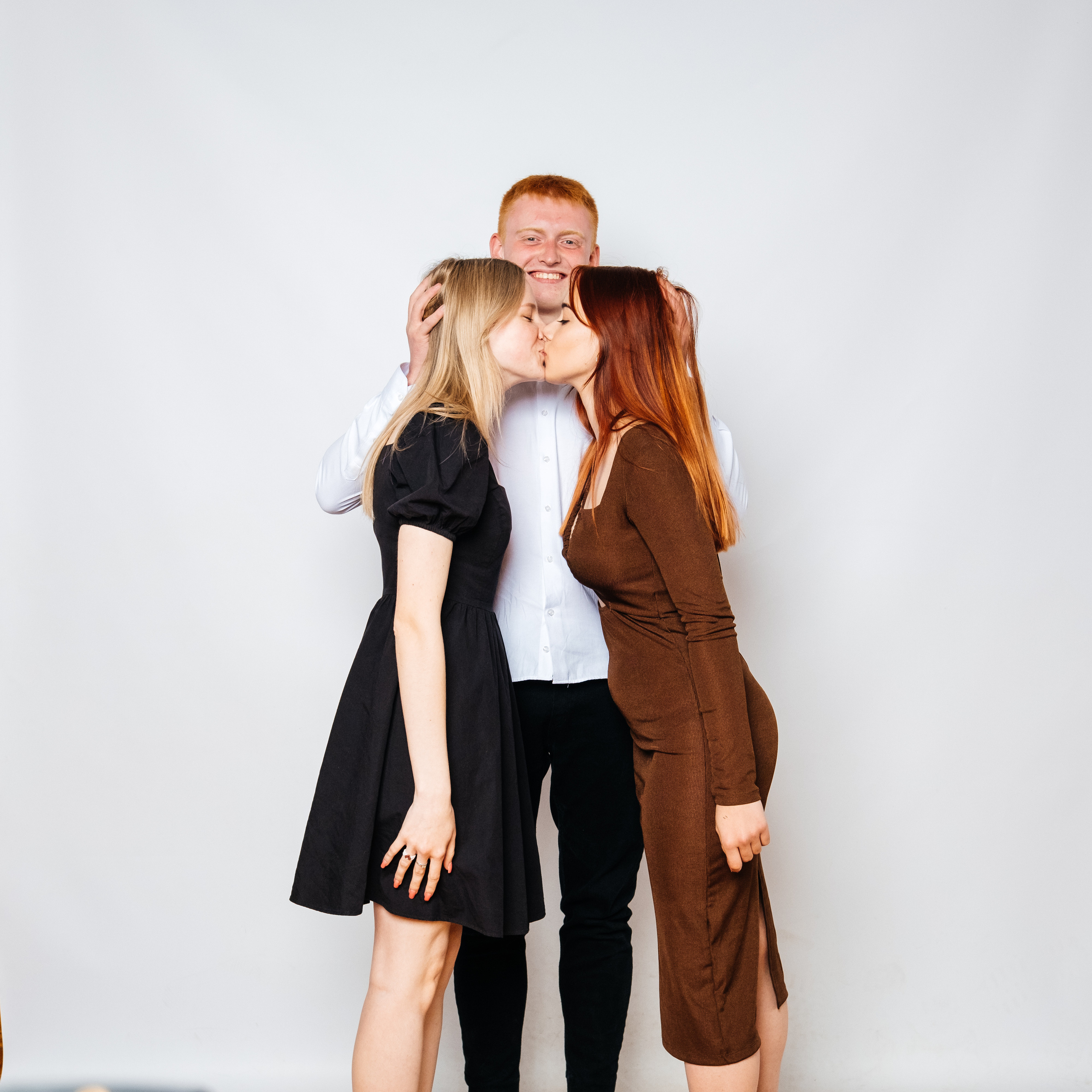 ПОРТФОЛІО. Випускні альбоми SCHOOL PHOTO BOOK