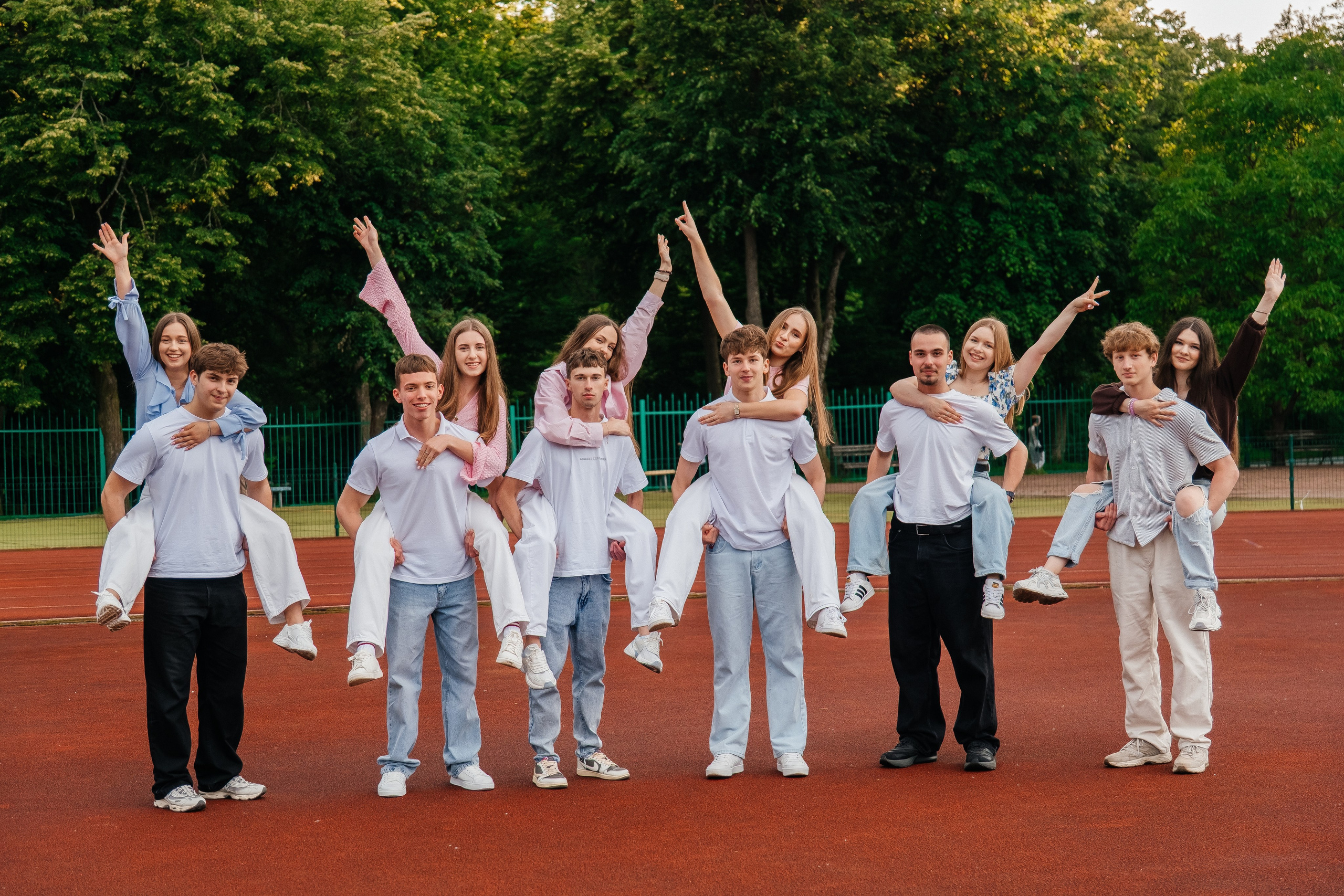 Випускні альбоми Вінниця та область | SCHOOL PHOTO BOOK