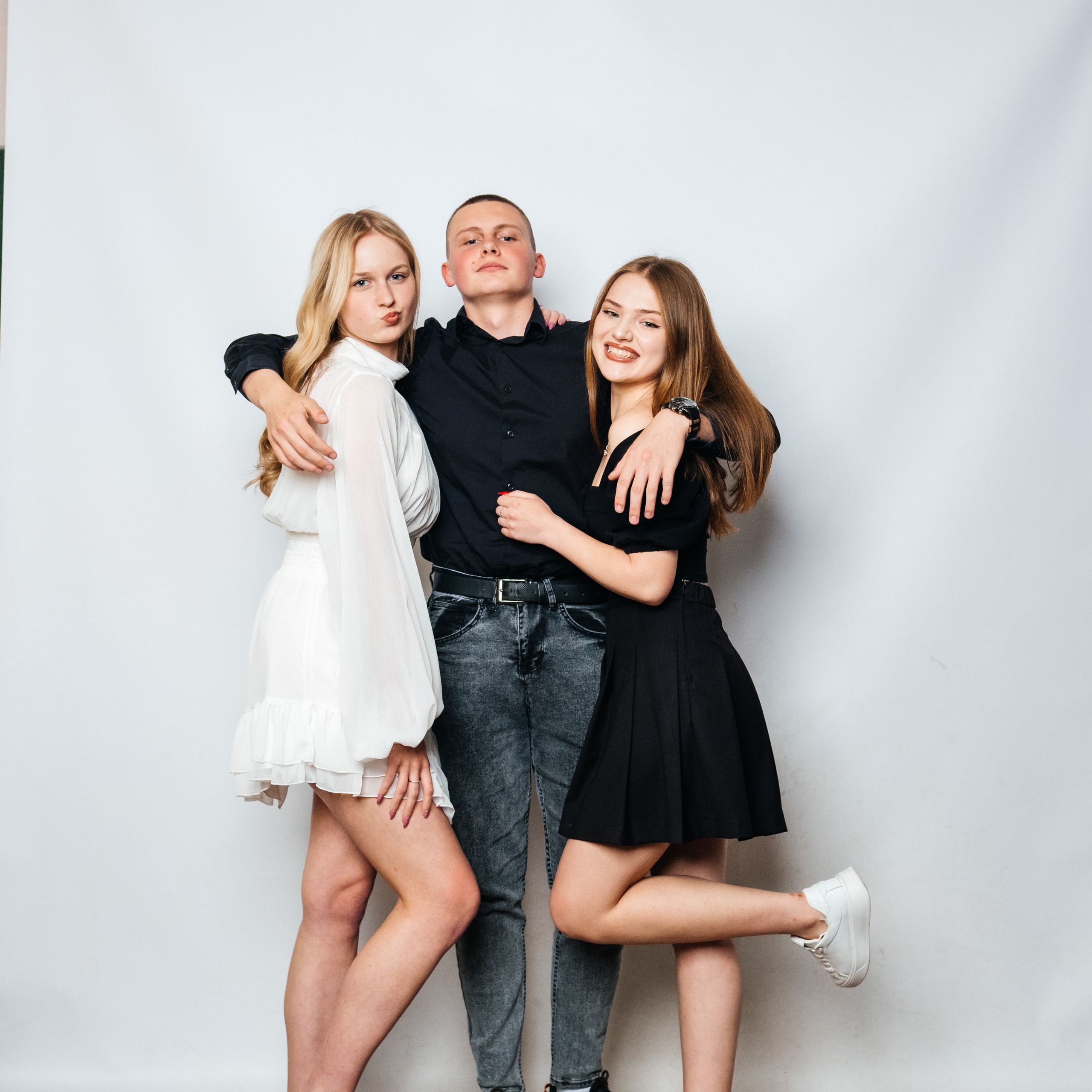 ПОРТФОЛІО. Випускні альбоми SCHOOL PHOTO BOOK