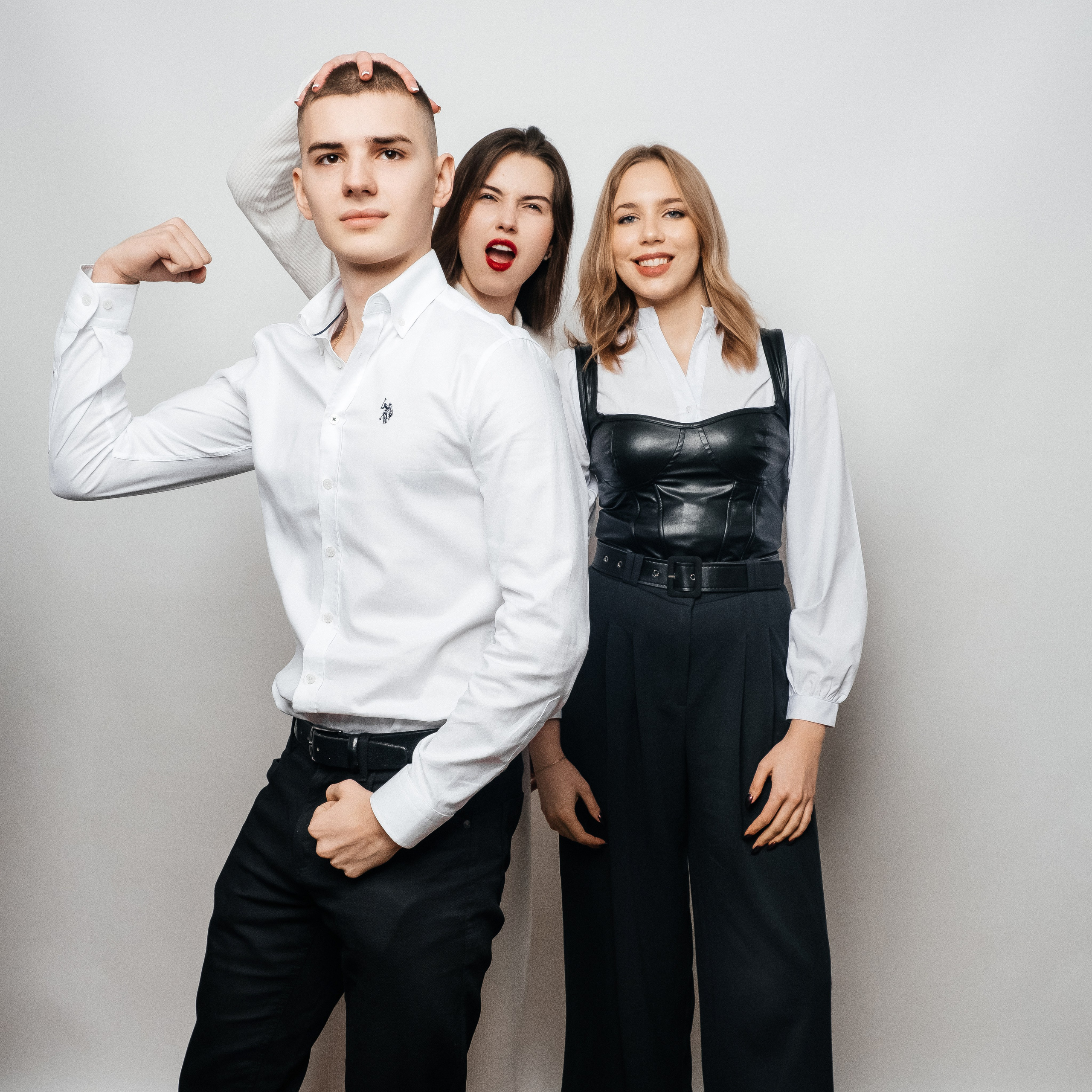 ПОРТФОЛІО. Випускні альбоми SCHOOL PHOTO BOOK