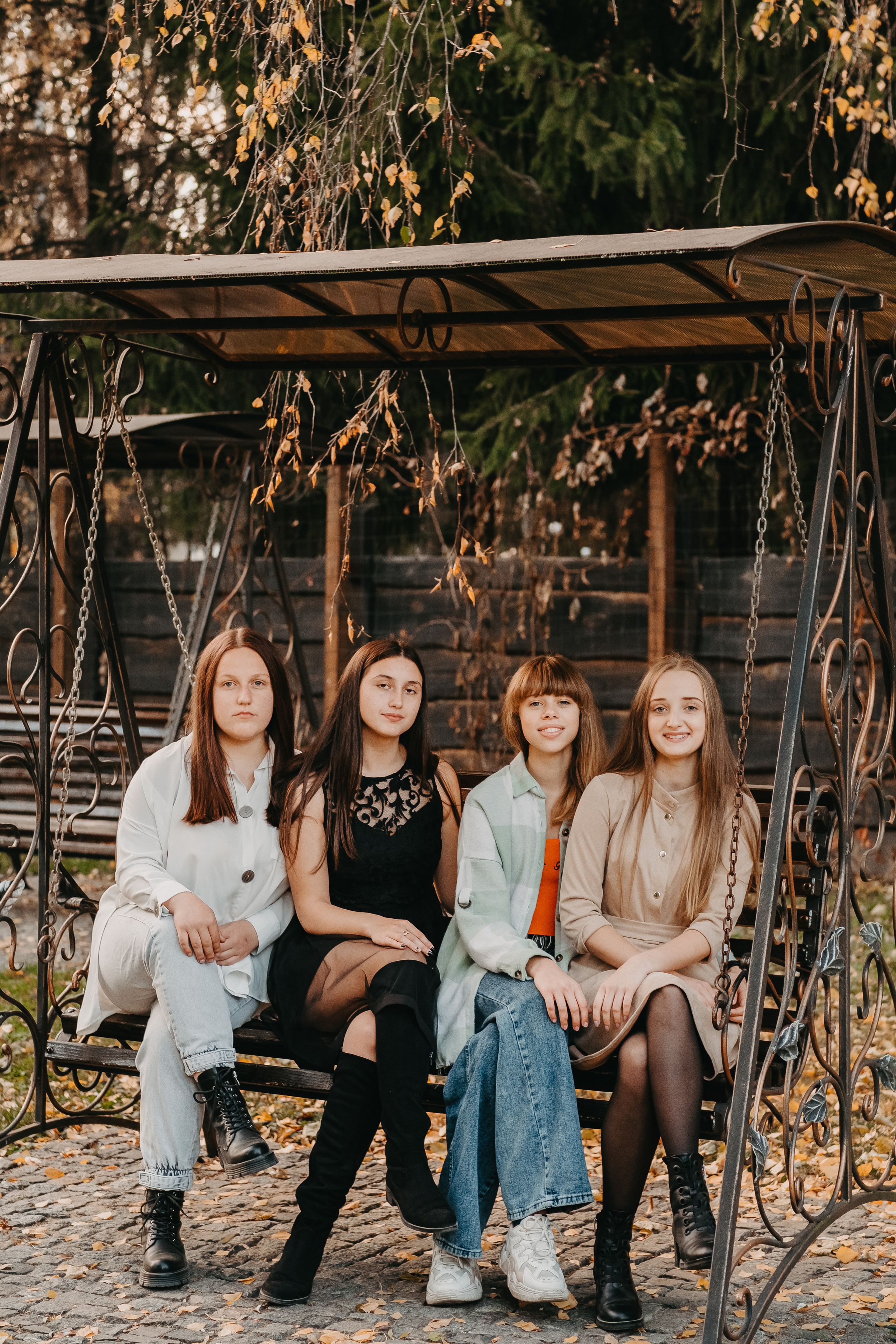 ПОРТФОЛІО. Випускні альбоми SCHOOL PHOTO BOOK