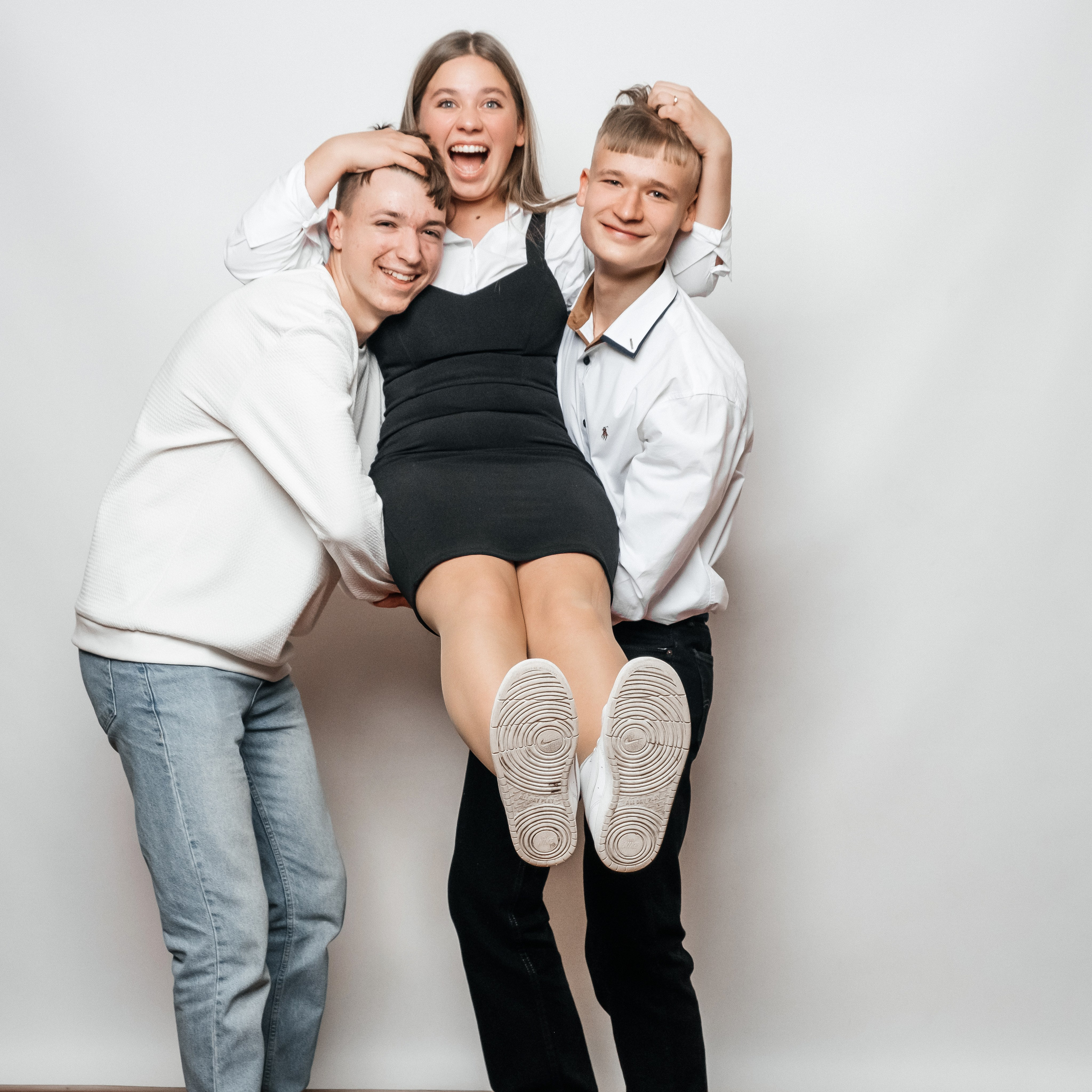 ПОРТФОЛІО. Випускні альбоми SCHOOL PHOTO BOOK