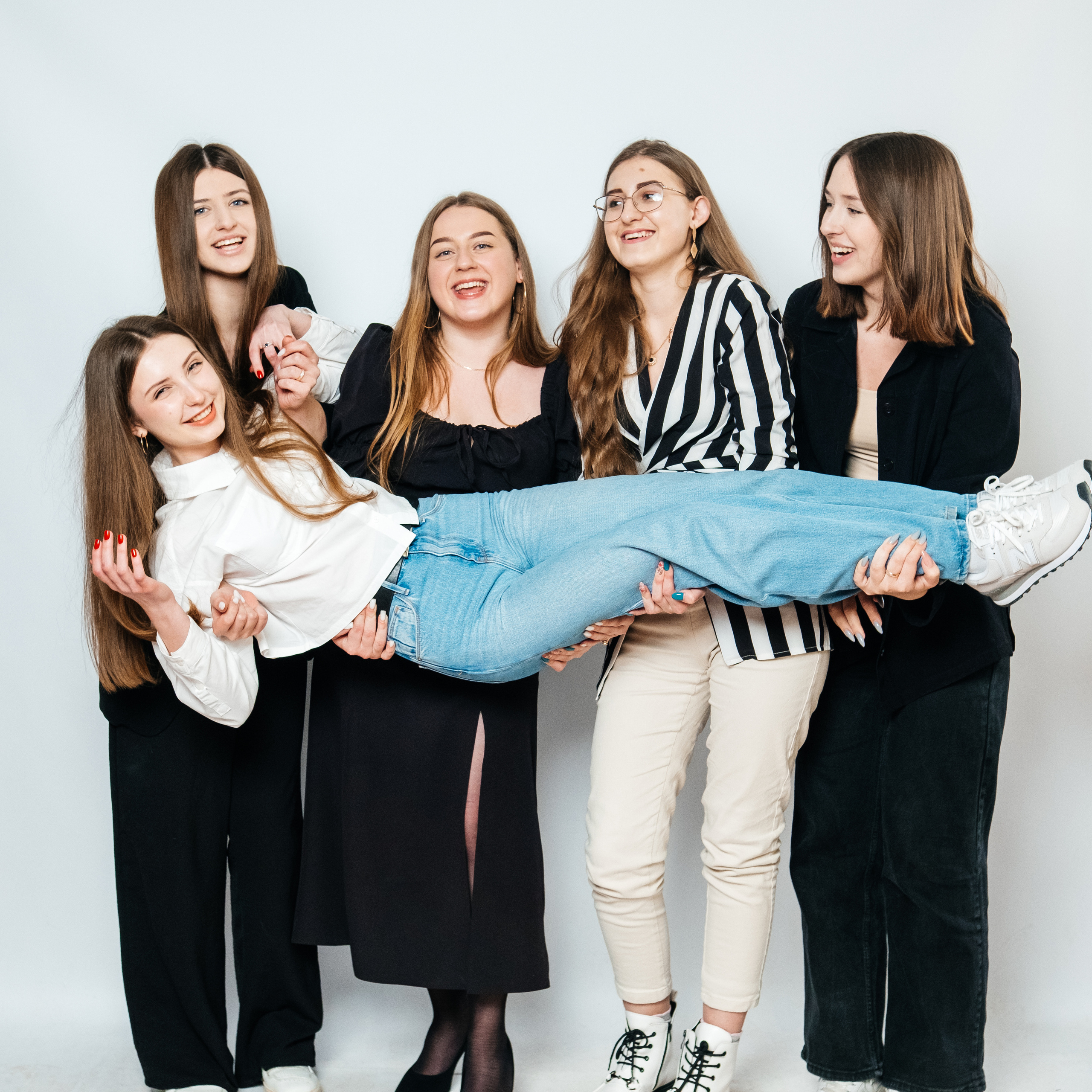 ПОРТФОЛІО. Випускні альбоми SCHOOL PHOTO BOOK