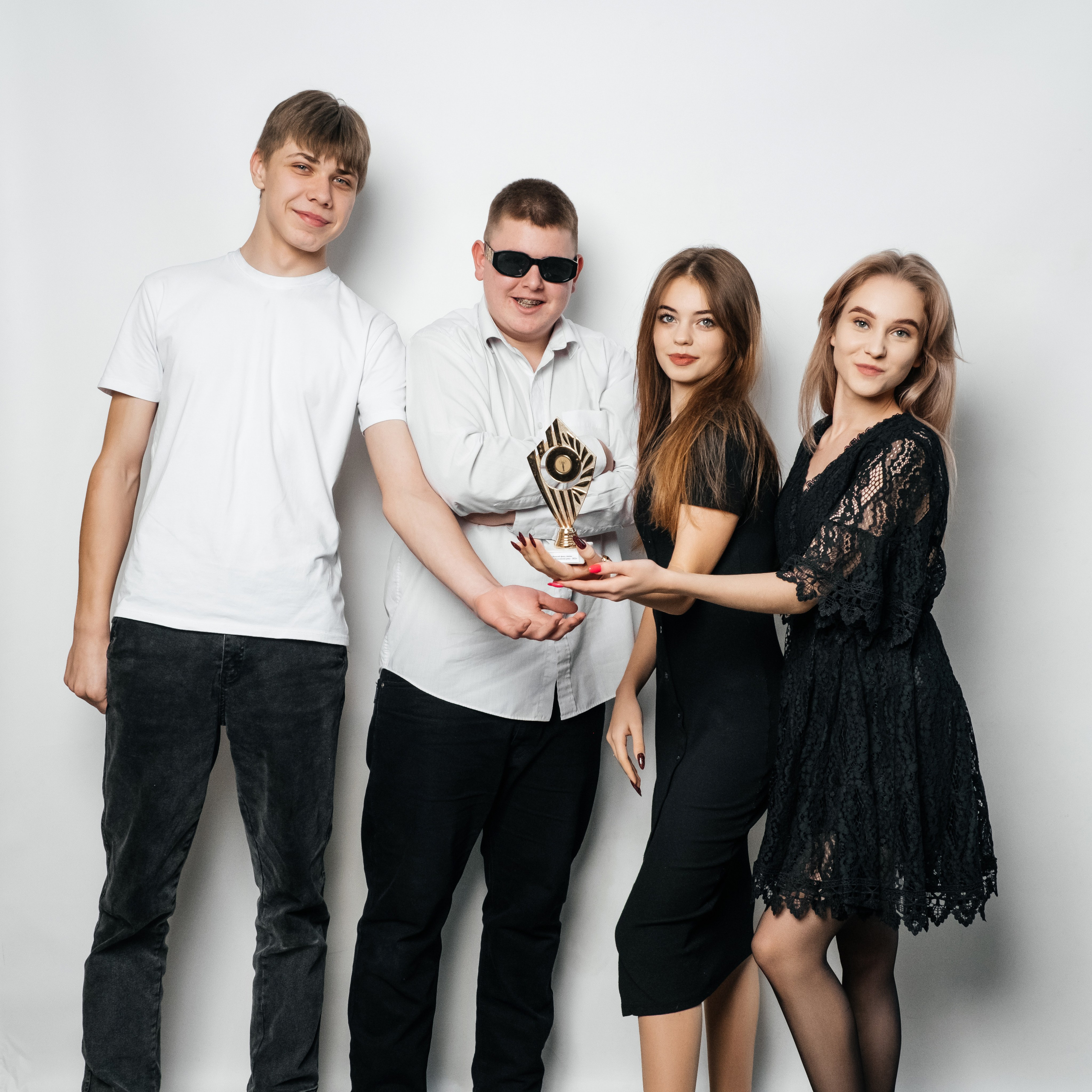 ПОРТФОЛІО. Випускні альбоми SCHOOL PHOTO BOOK