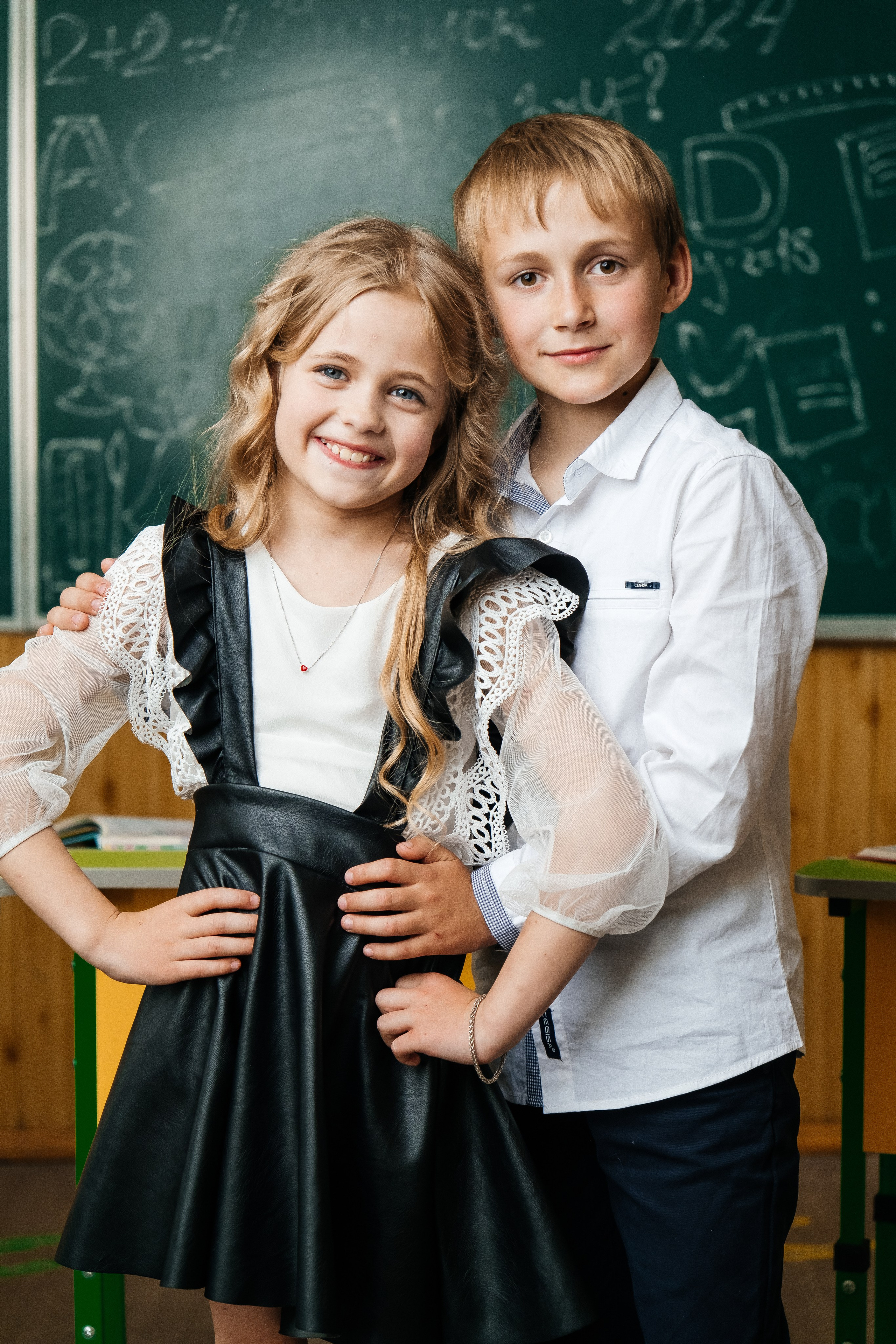 ПОРТФОЛІО. Випускні альбоми SCHOOL PHOTO BOOK