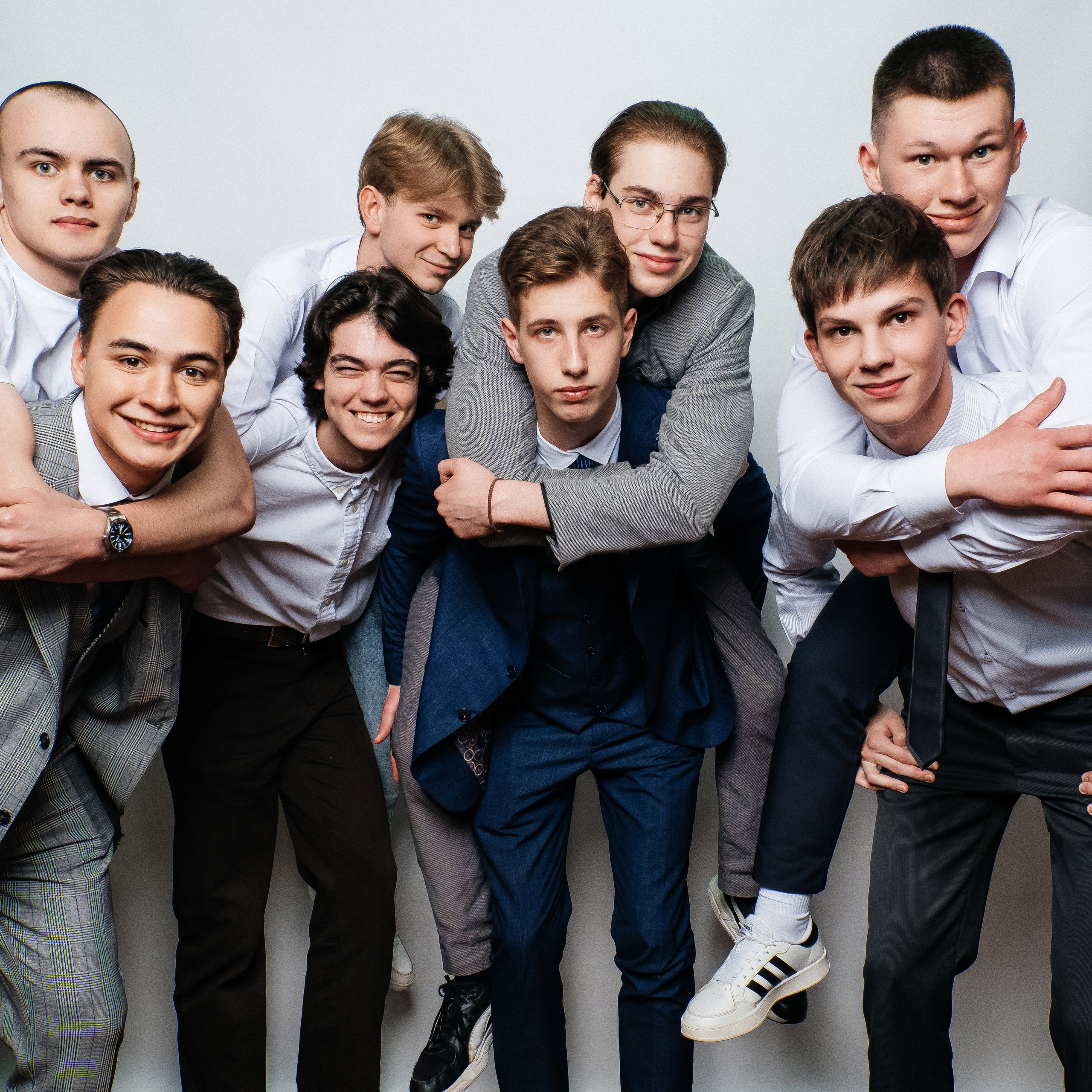 ПОРТФОЛІО. Випускні альбоми SCHOOL PHOTO BOOK