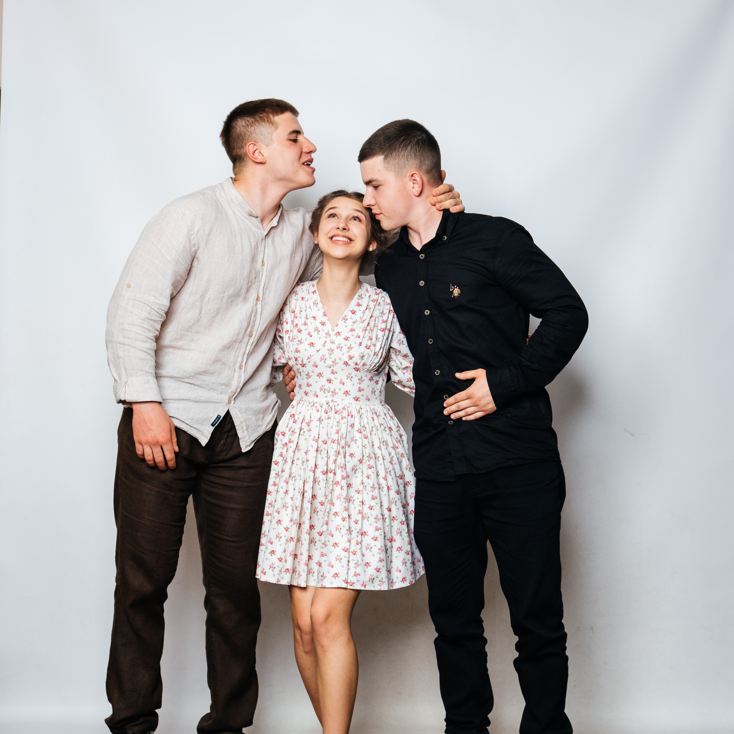 ПОРТФОЛІО. Випускні альбоми SCHOOL PHOTO BOOK