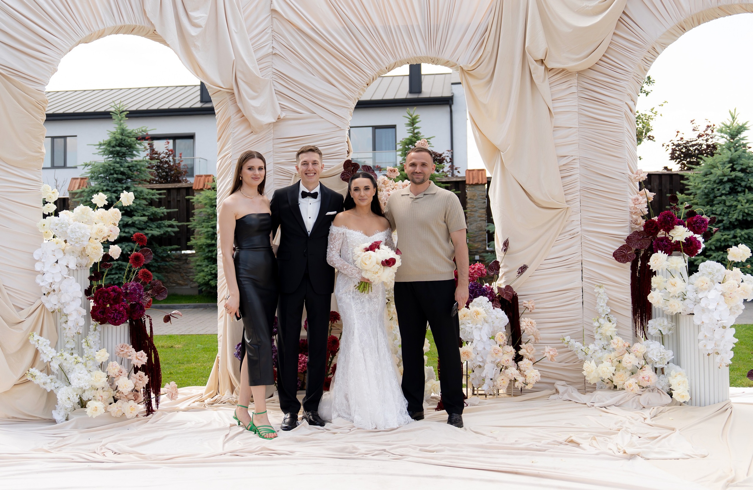 Ірина & Назар. Весільний фотограф Львів Софія Крайник