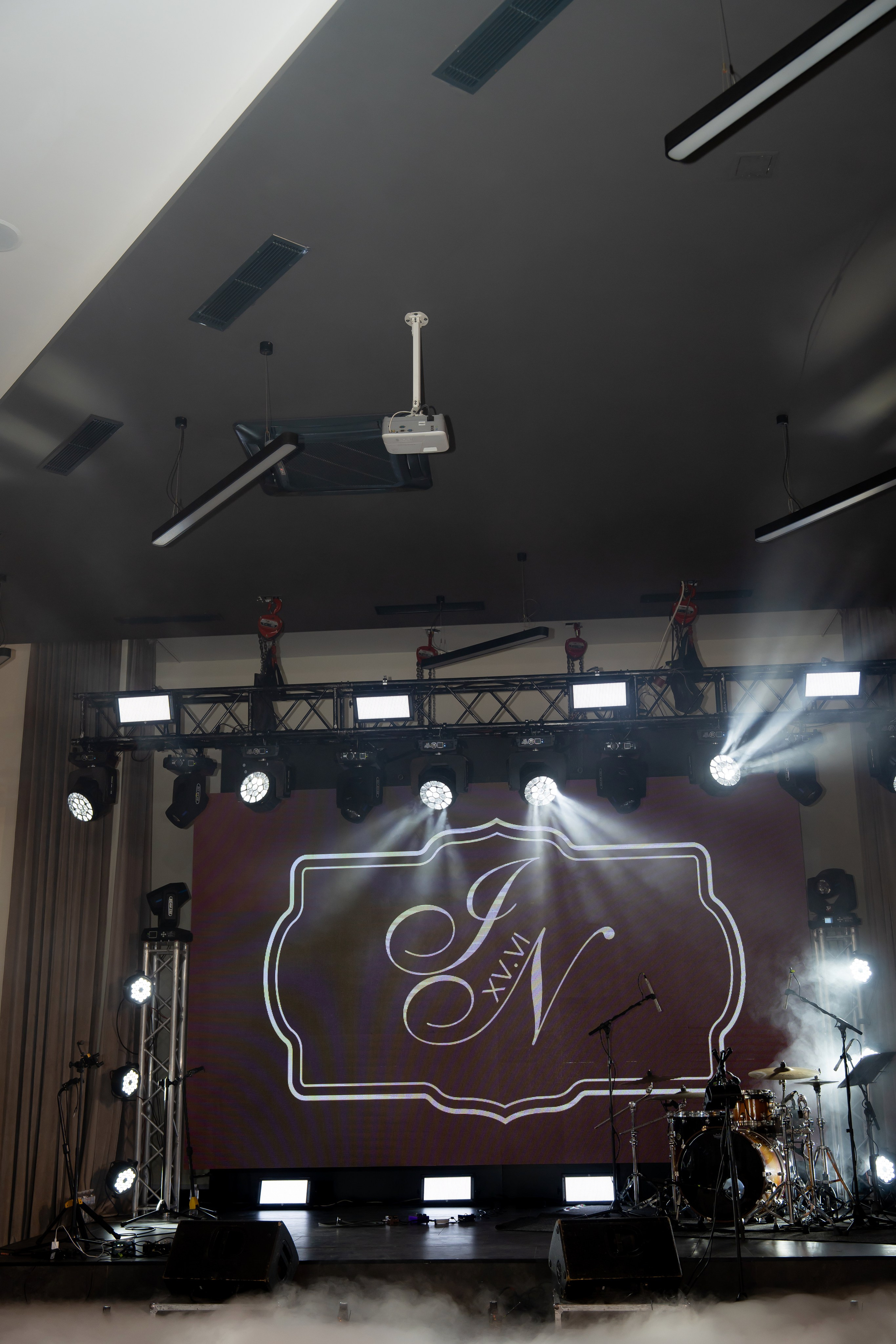 Ірина & Назар. Весільний фотограф Львів Софія Крайник