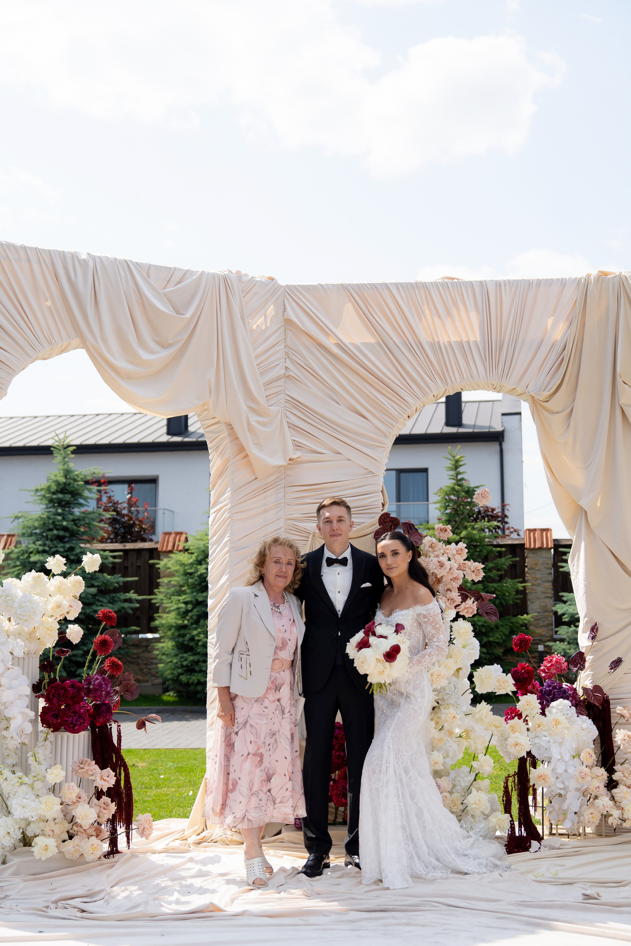 Ірина & Назар. Весільний фотограф Львів Софія Крайник