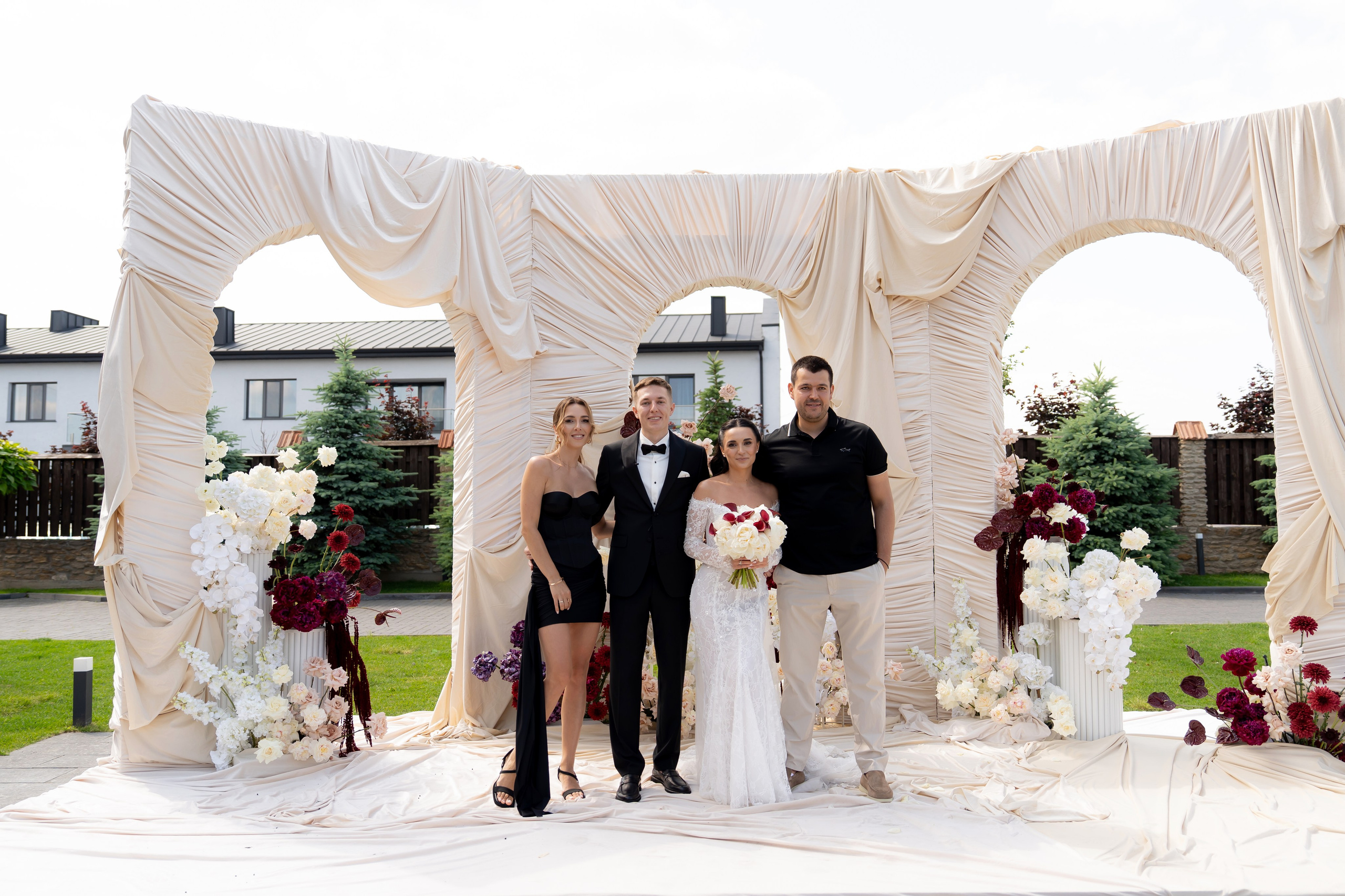 Ірина & Назар. Весільний фотограф Львів Софія Крайник