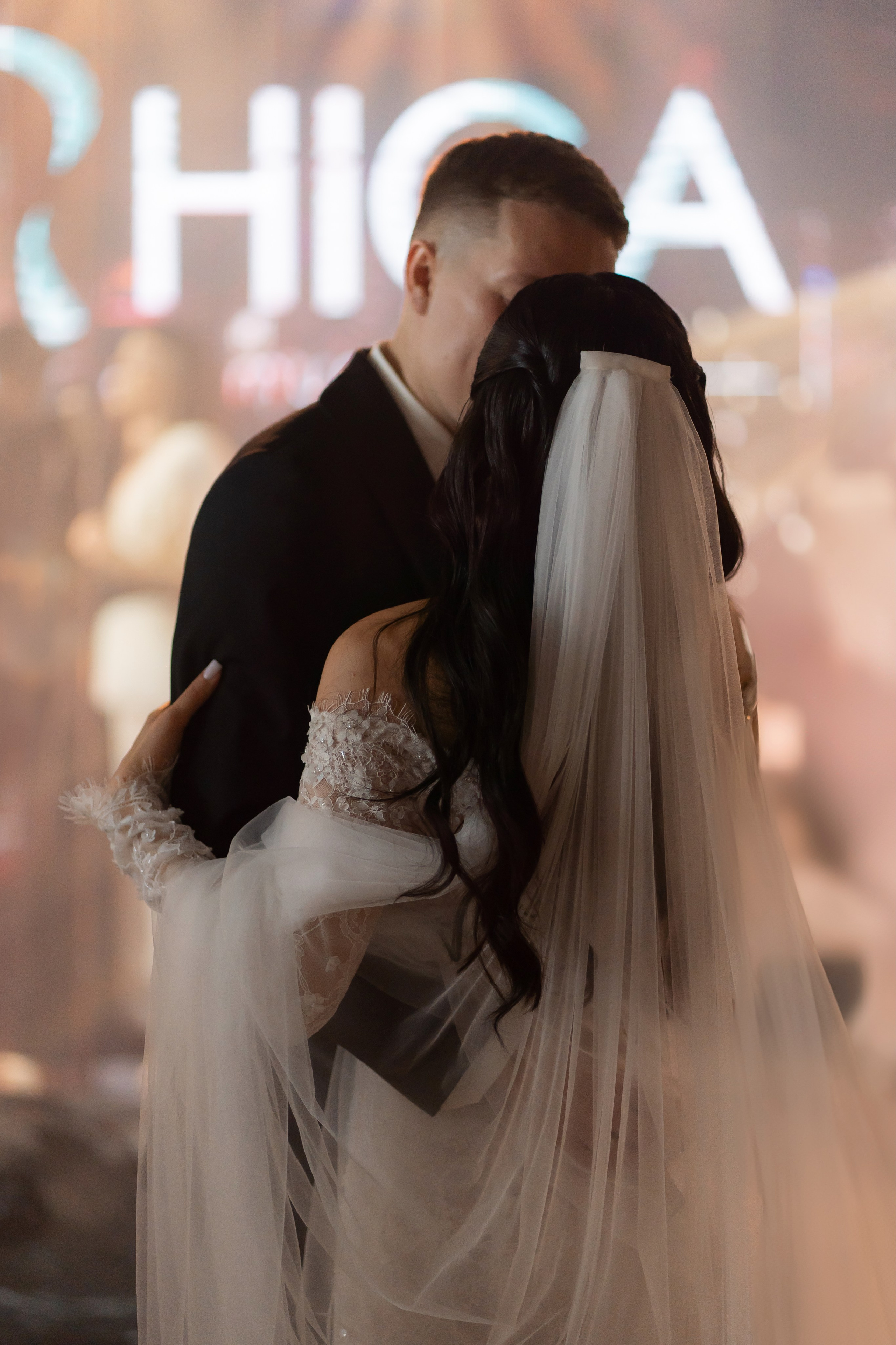 Ірина & Назар. Весільний фотограф Львів Софія Крайник