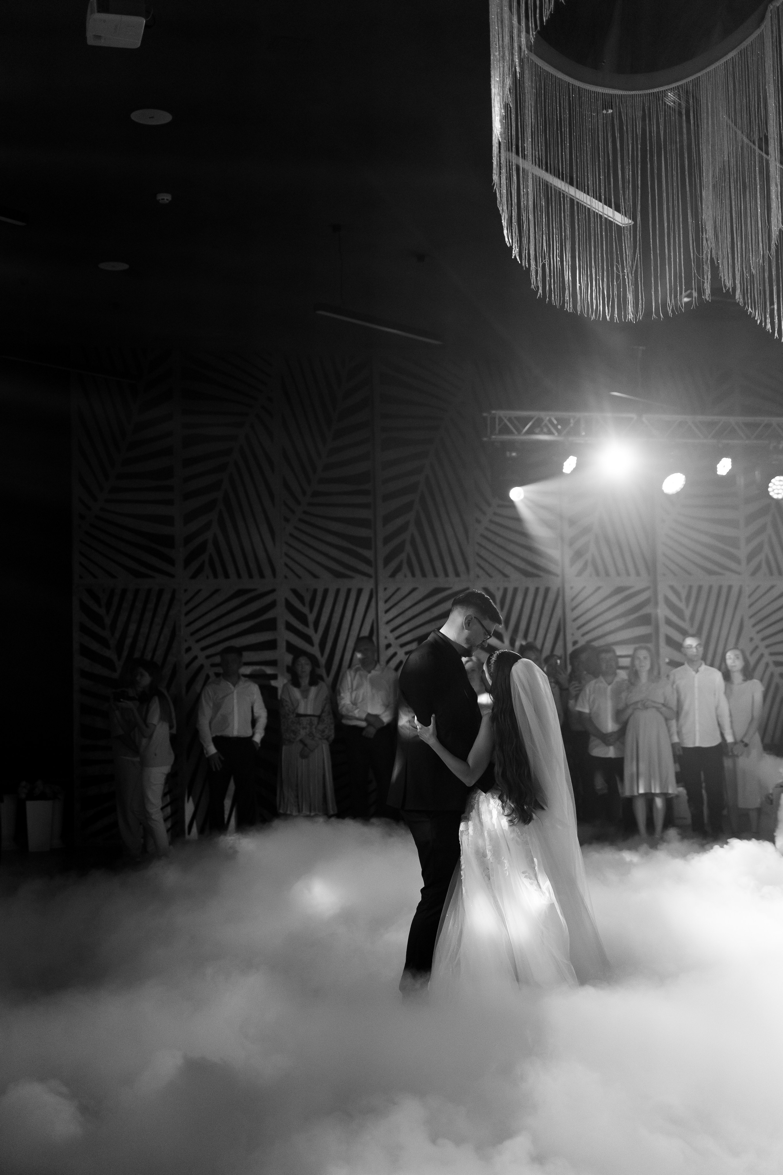 Віталій & Ліліана. Весільний фотограф Львів Софія Крайник