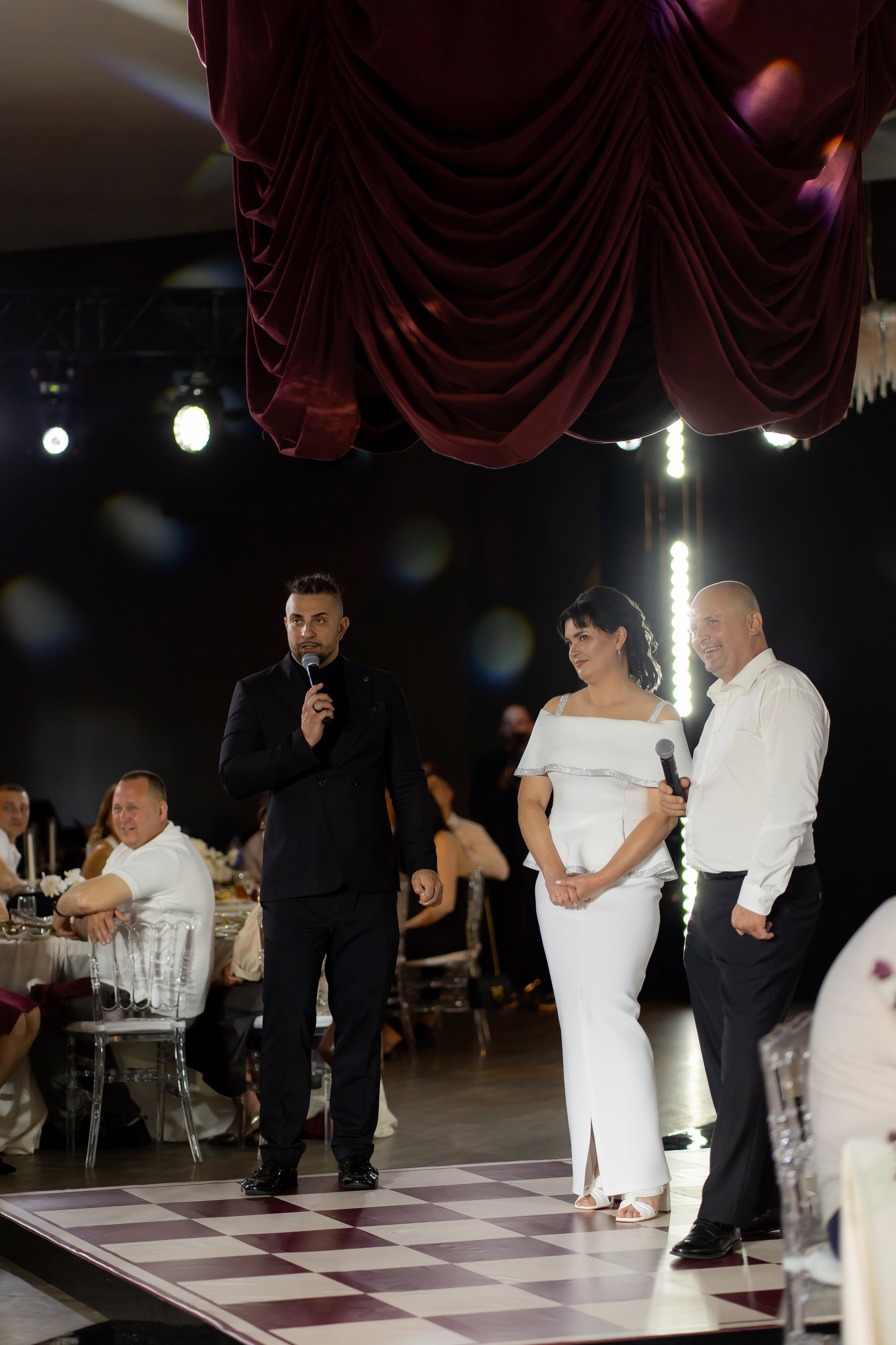 Ірина & Назар. Весільний фотограф Львів Софія Крайник