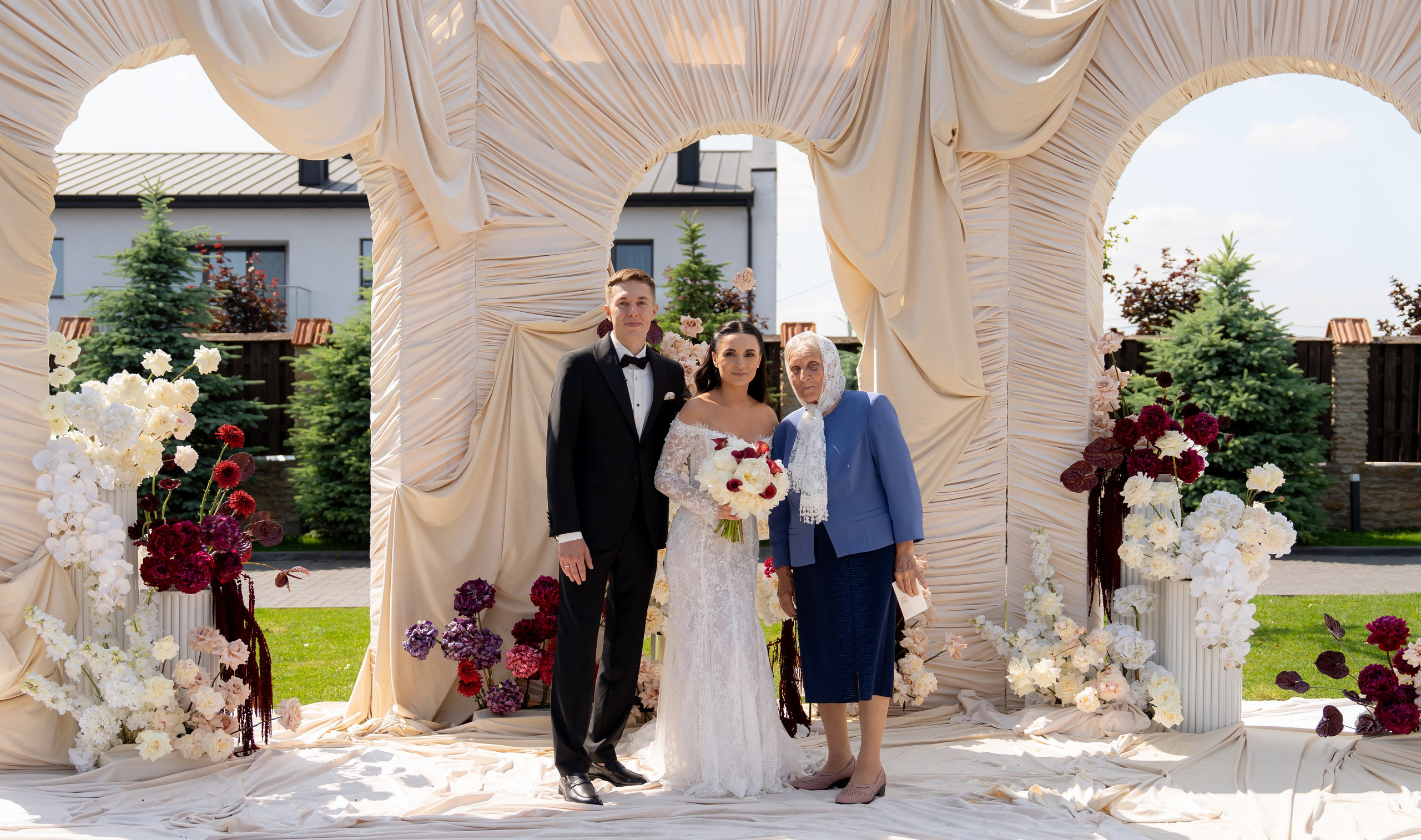 Ірина & Назар. Весільний фотограф Львів Софія Крайник